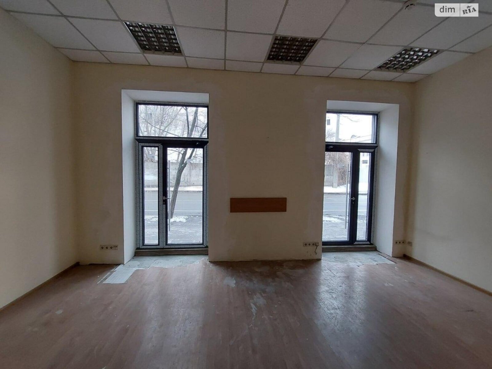 Оренда офісного приміщення в Києві, Лаврська вулиця 16, приміщень - 11, поверх - 1 фото 1 Оренда офісного приміщення в Києві, Лаврська вулиця 16, приміщень - 11, поверх - 1 фото 1