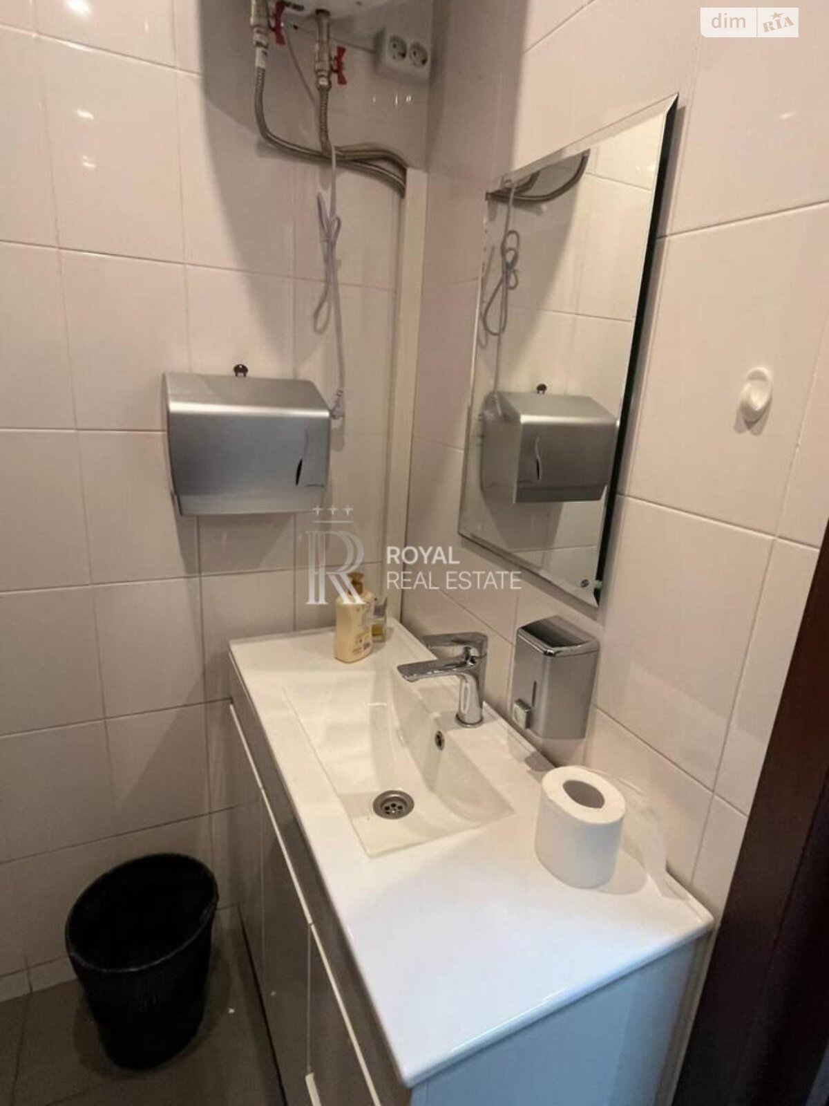 Аренда офисного помещения в Киеве, Лаврская улица 16, помещений - 1, этаж - 1 фото 1