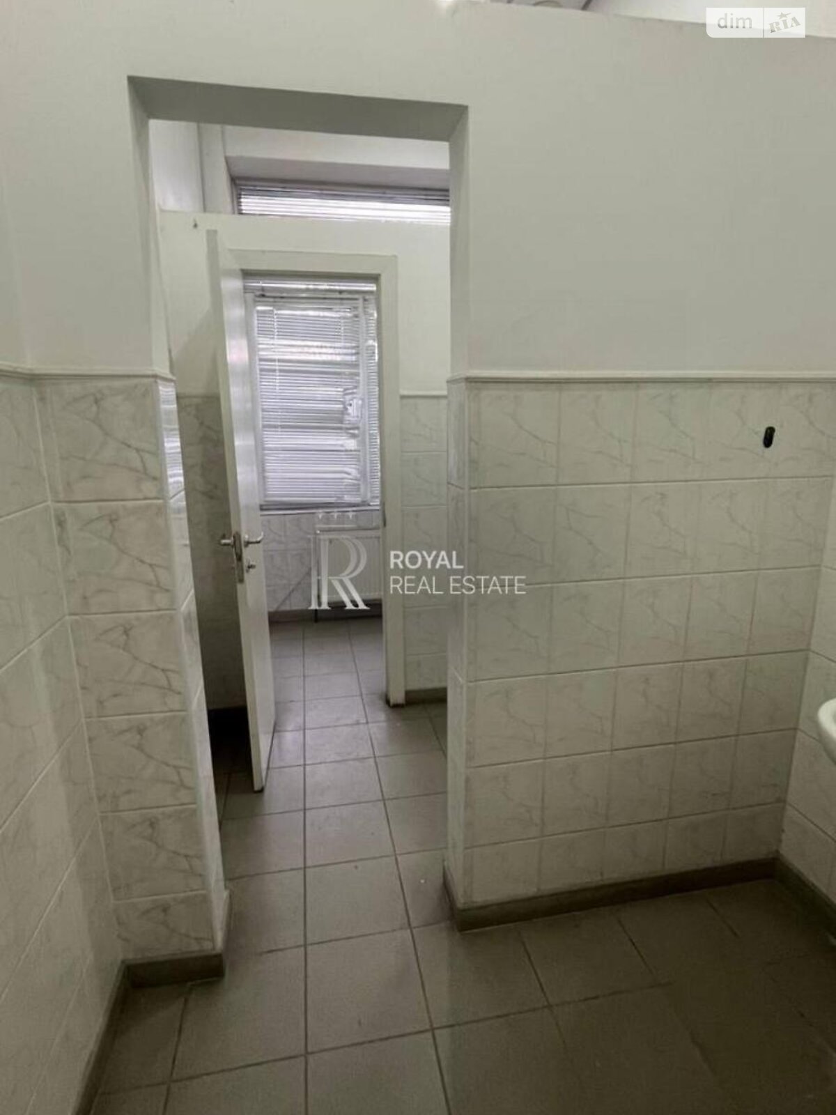 Аренда офисного помещения в Киеве, Лаврская улица 16, помещений - 1, этаж - 1 фото 1 Аренда офисного помещения в Киеве, Лаврская улица 16, помещений - 1, этаж - 1 фото 1