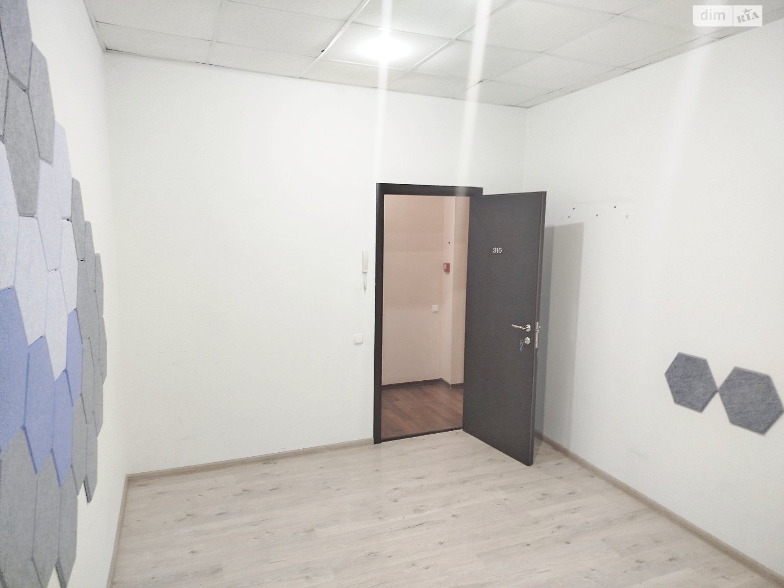 Аренда офисного помещения в Киеве, Левандовская (Анищенко) улица, помещений - 1, этаж - 3 фото 1