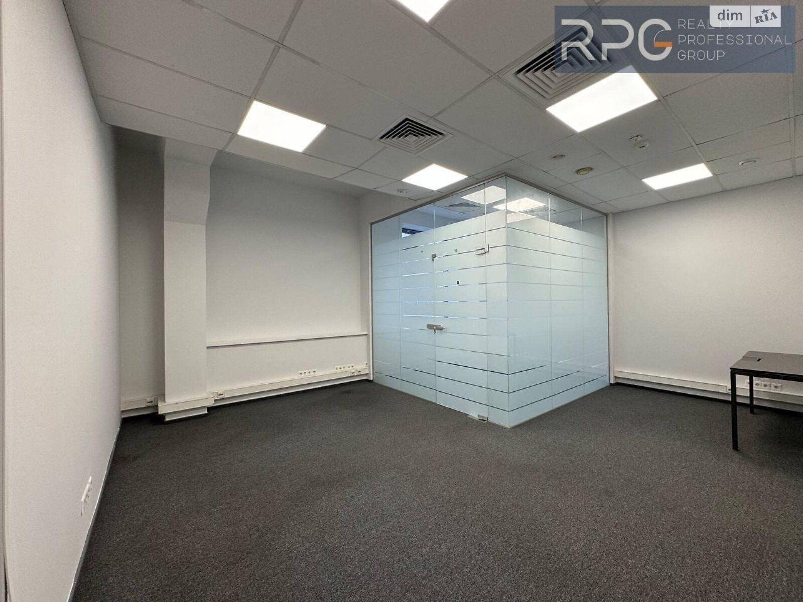 Аренда офисного помещения в Киеве, Лейпцигская улица 15А, помещений - 15, этаж - 5 фото 1
