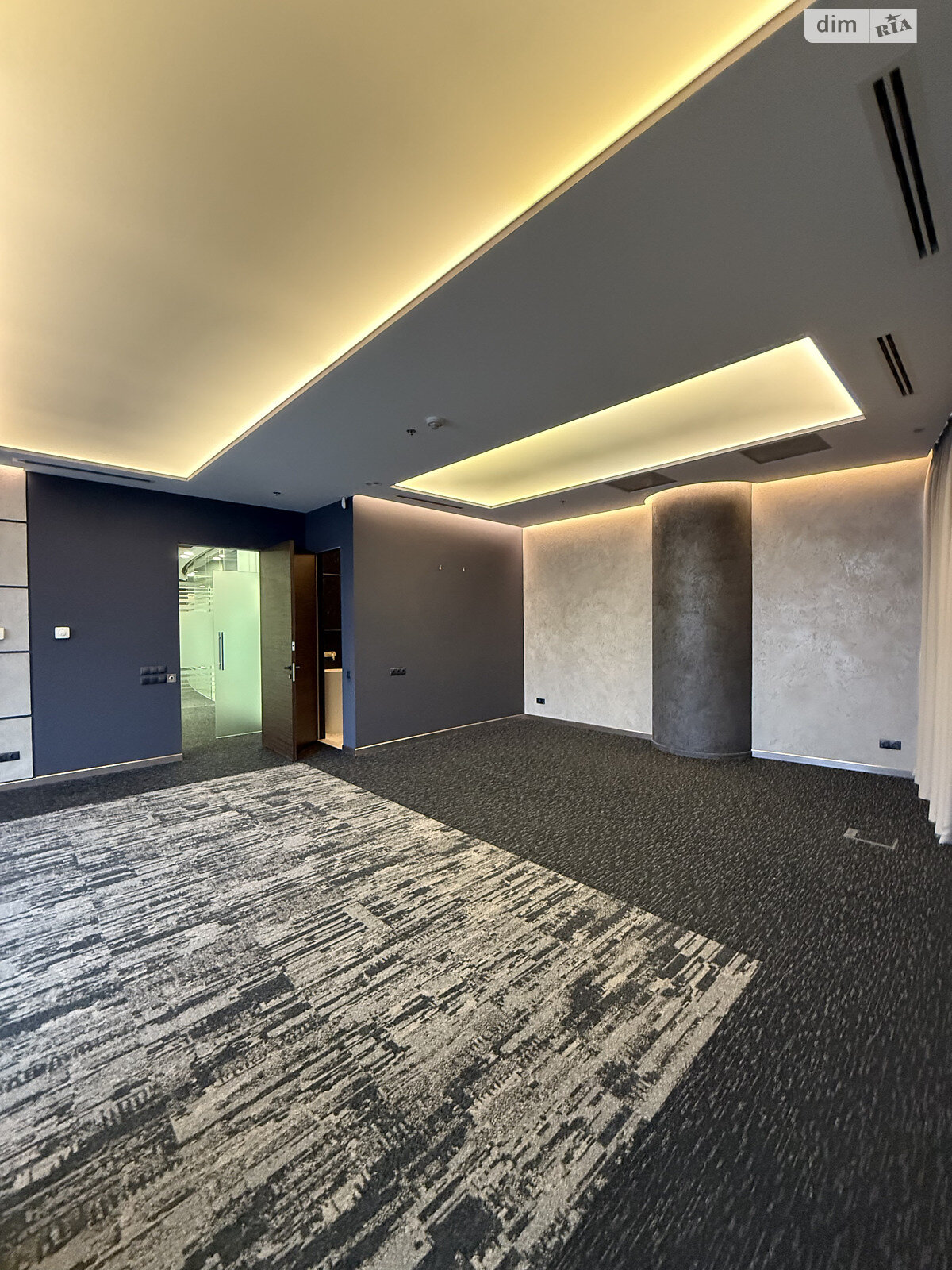 Аренда офисного помещения в Киеве, Мечникова улица 2, помещений - 8, этаж - 19 фото 1