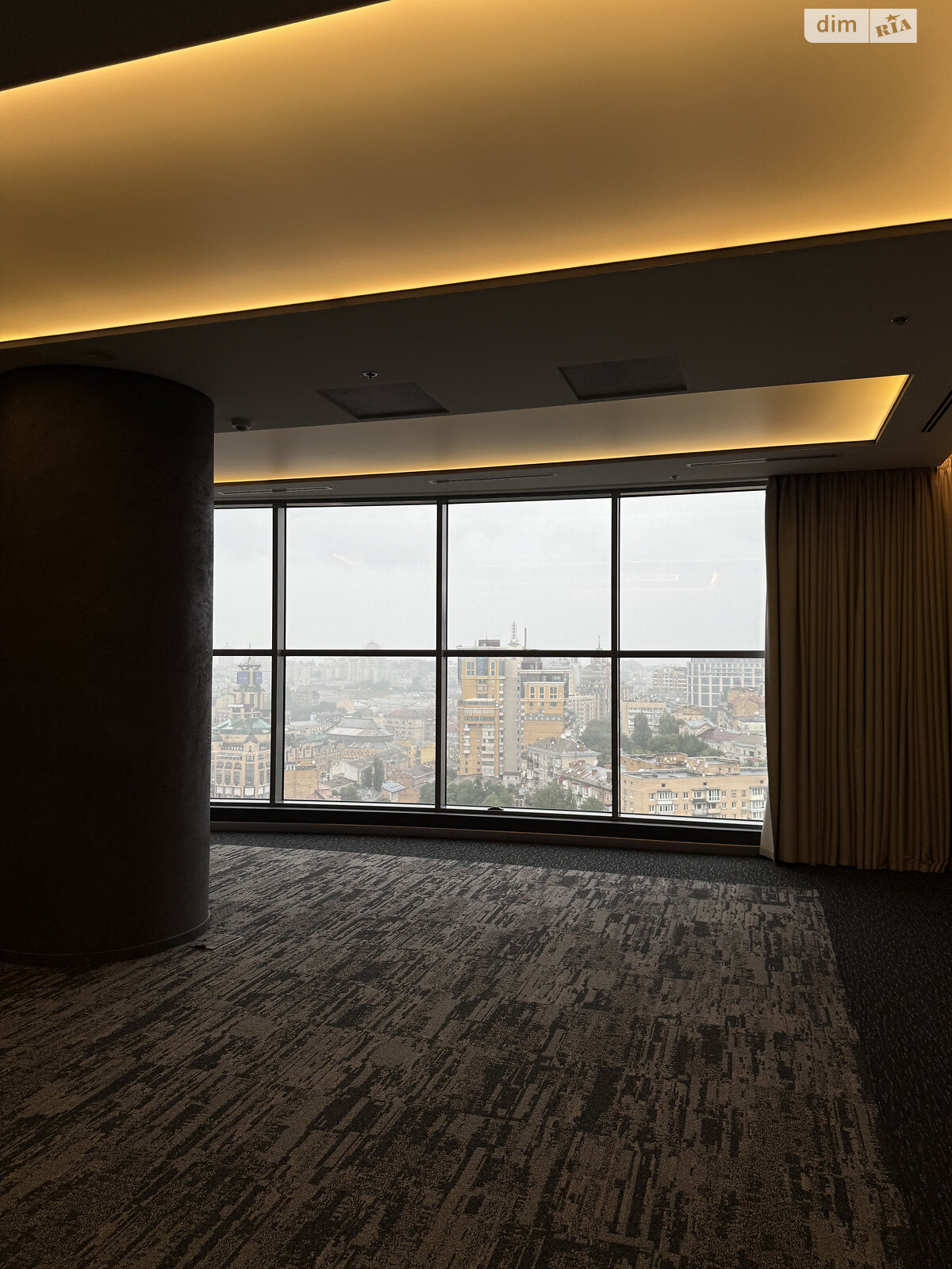 Аренда офисного помещения в Киеве, Мечникова улица 2, помещений - 8, этаж - 19 фото 1
