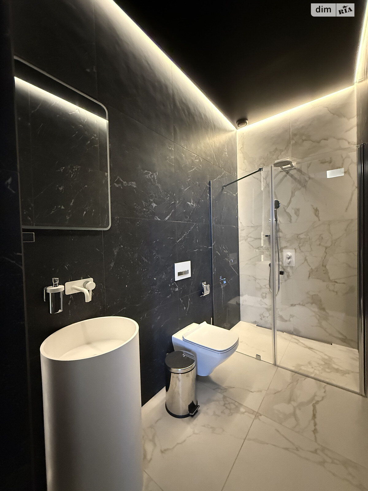 Аренда офисного помещения в Киеве, Мечникова улица 2, помещений - 8, этаж - 19 фото 1