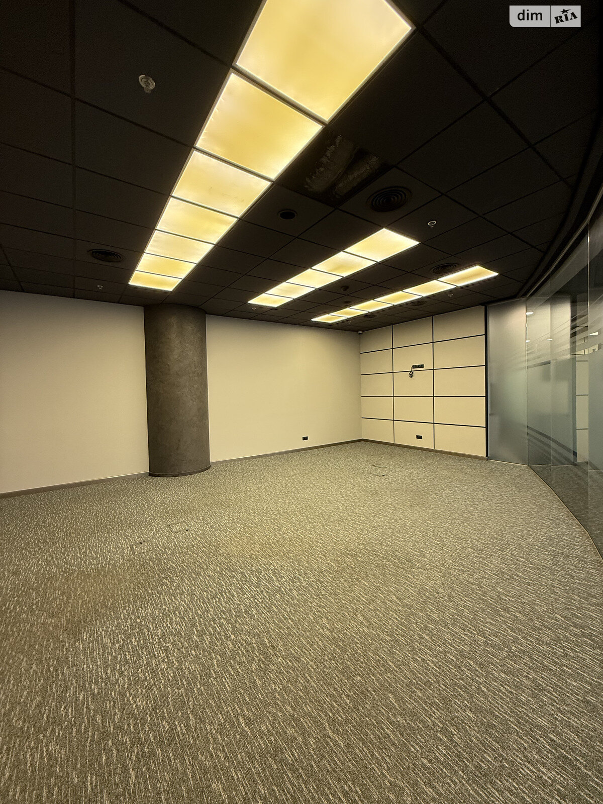 Аренда офисного помещения в Киеве, Мечникова улица 2, помещений - 8, этаж - 19 фото 1