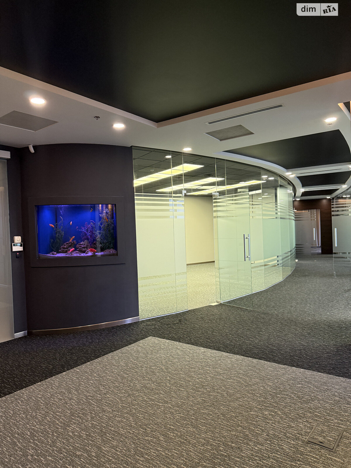 Аренда офисного помещения в Киеве, Мечникова улица 2, помещений - 8, этаж - 19 фото 1