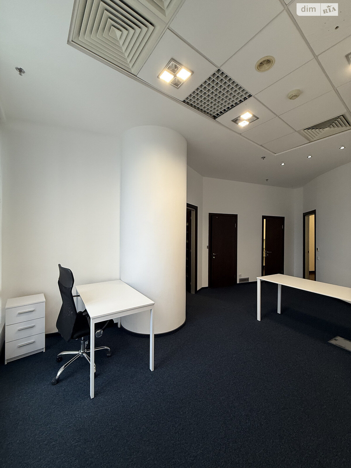 Аренда офисного помещения в Киеве, Мечникова улица 2, помещений - 10, этаж - 17 фото 1