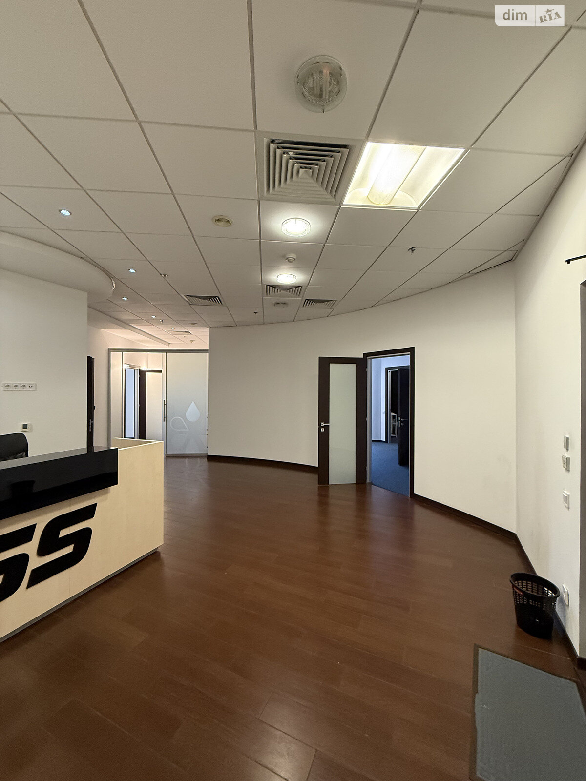 Аренда офисного помещения в Киеве, Мечникова улица 2, помещений - 10, этаж - 17 фото 1