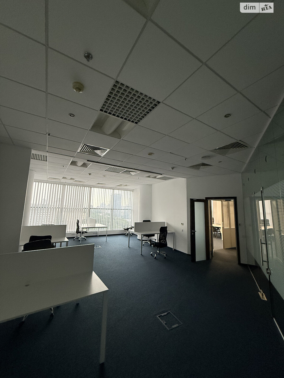 Аренда офисного помещения в Киеве, Мечникова улица 2, помещений - 10, этаж - 17 фото 1