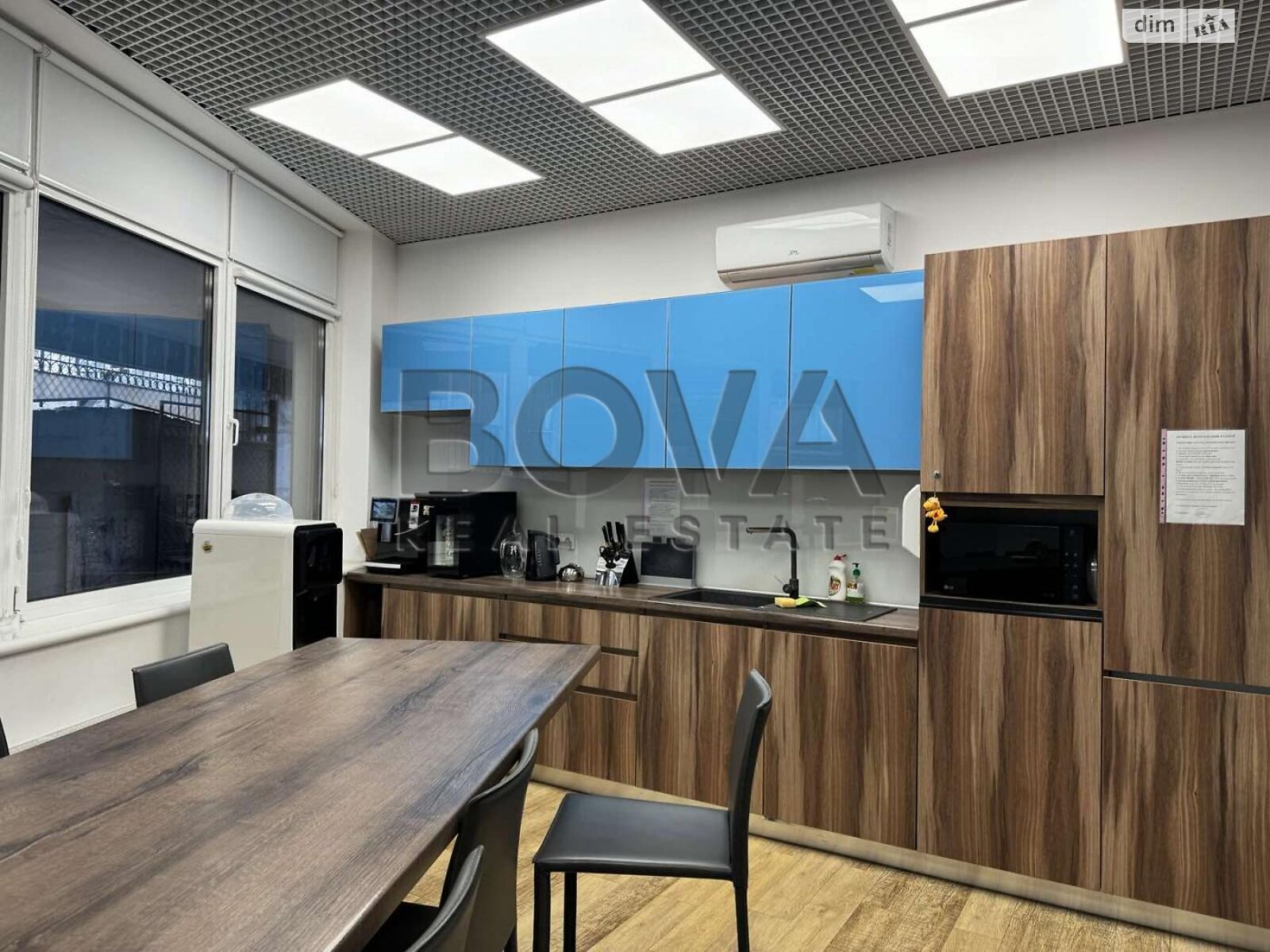 Аренда офисного помещения в Киеве, Михайла Грушевского улица 9Б, помещений - 10, этаж - 6 фото 1