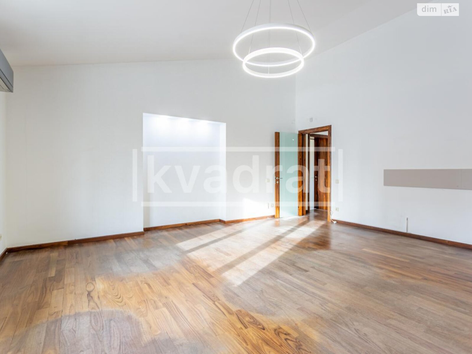 Оренда офісного приміщення в Києві, Редутна вулиця 10, приміщень - 15, поверх - 1 фото 1