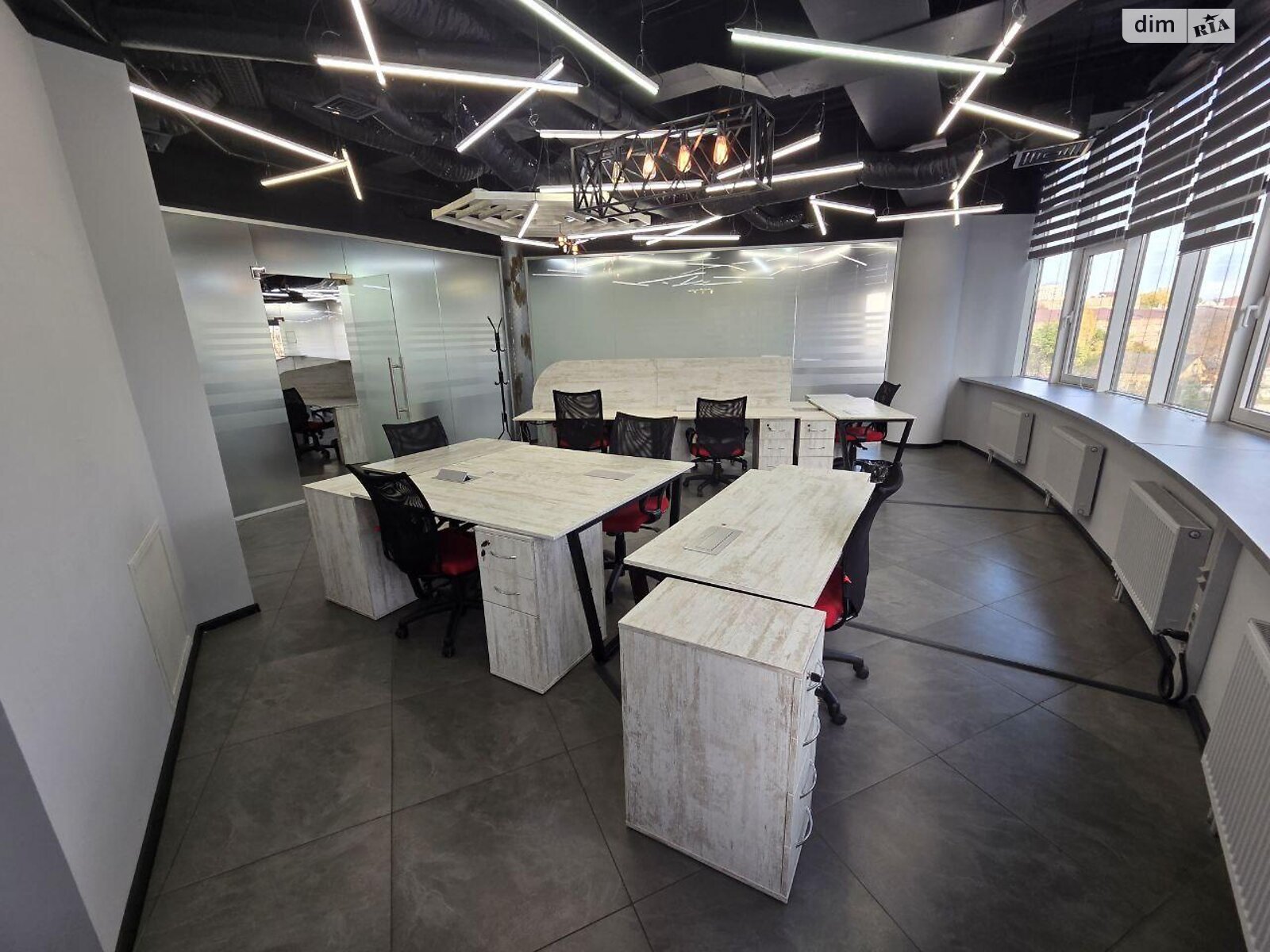 Аренда офисного помещения в Киеве, Старонаводницкая улица 4В, помещений - 10, этаж - 5 фото 1