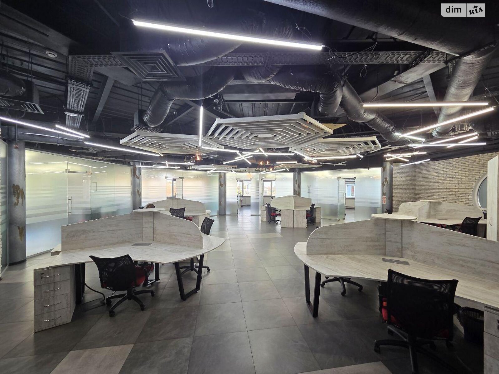 Аренда офисного помещения в Киеве, Старонаводницкая улица 4В, помещений - 10, этаж - 5 фото 1