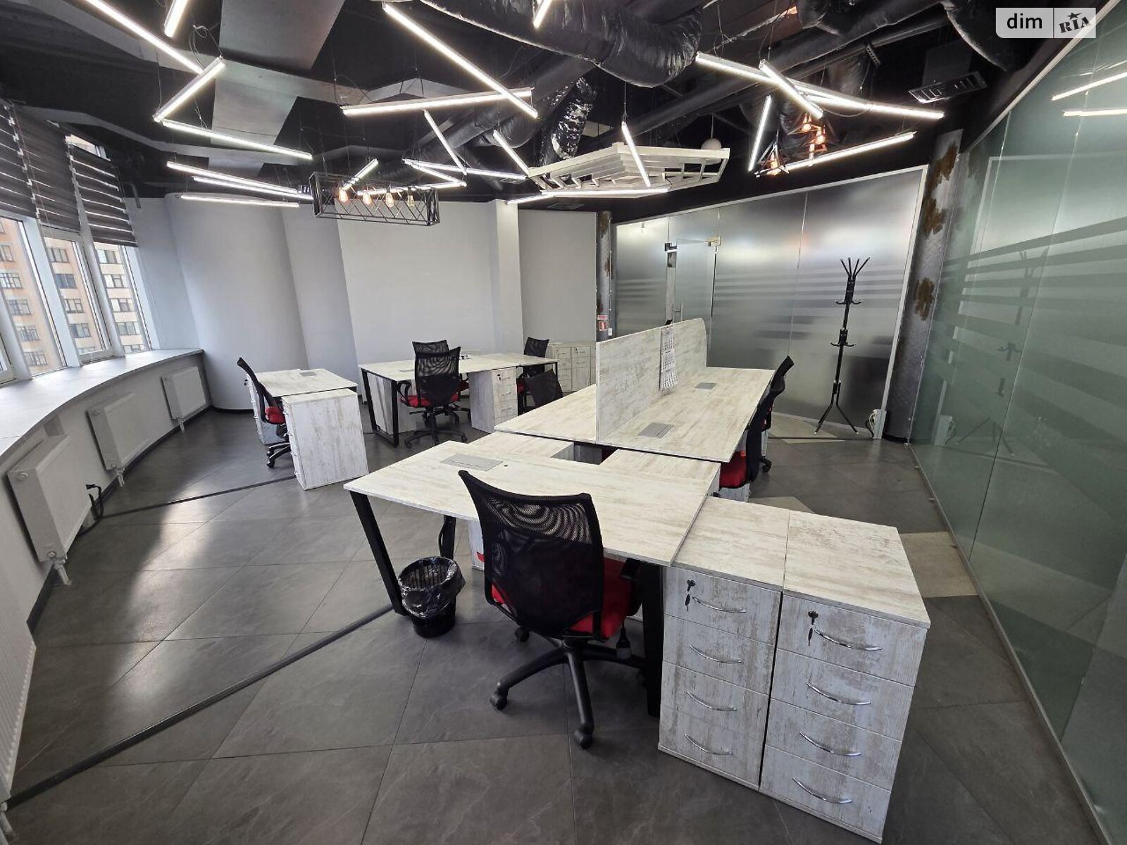 Аренда офисного помещения в Киеве, Старонаводницкая улица 4В, помещений - 10, этаж - 5 фото 1