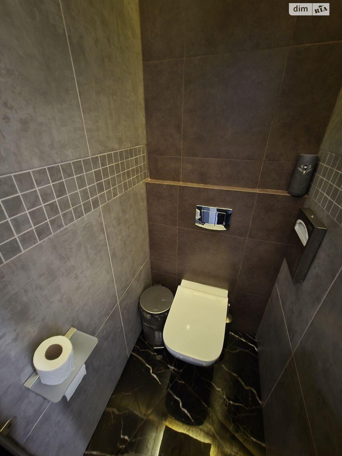 Аренда офисного помещения в Киеве, Старонаводницкая улица 4В, помещений - 10, этаж - 5 фото 1