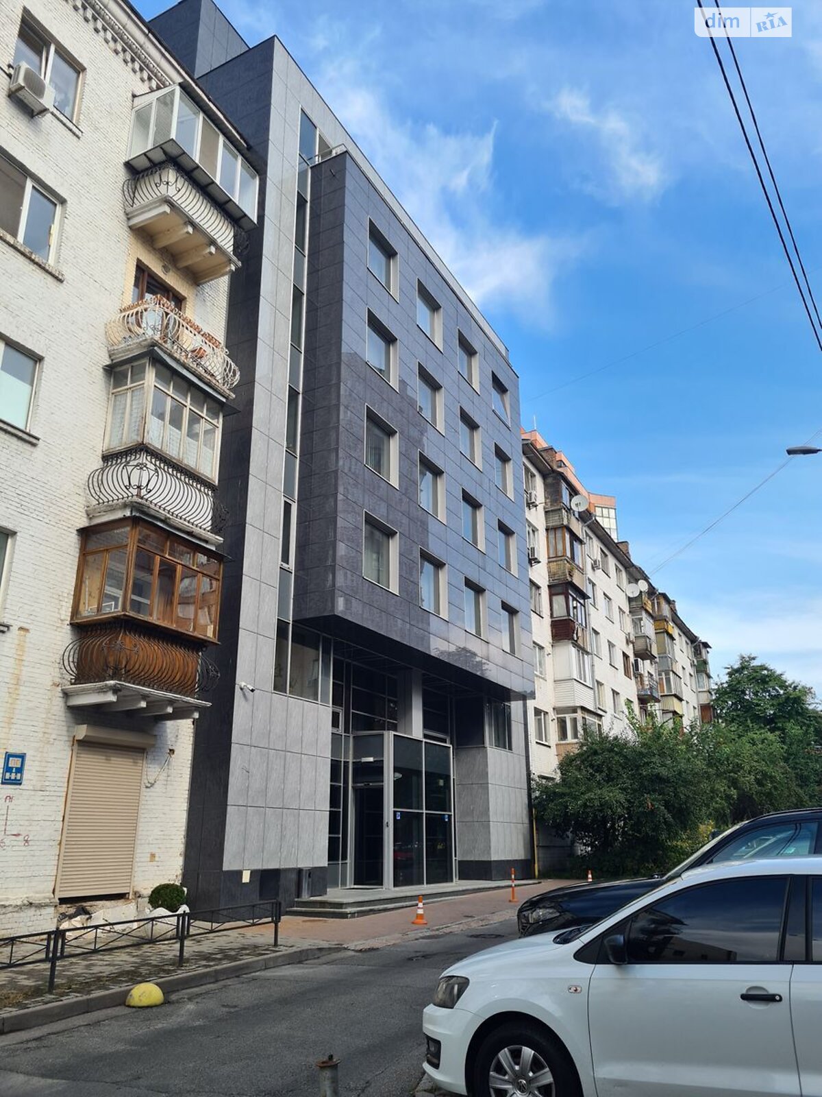 Аренда офисного помещения в Киеве, Степана Ковнира (Ластовского) улица 5, помещений - 16, этаж - 1 фото 1 Аренда офисного помещения в Киеве, Степана Ковнира (Ластовского) улица 5, помещений - 16, этаж - 1 фото 1