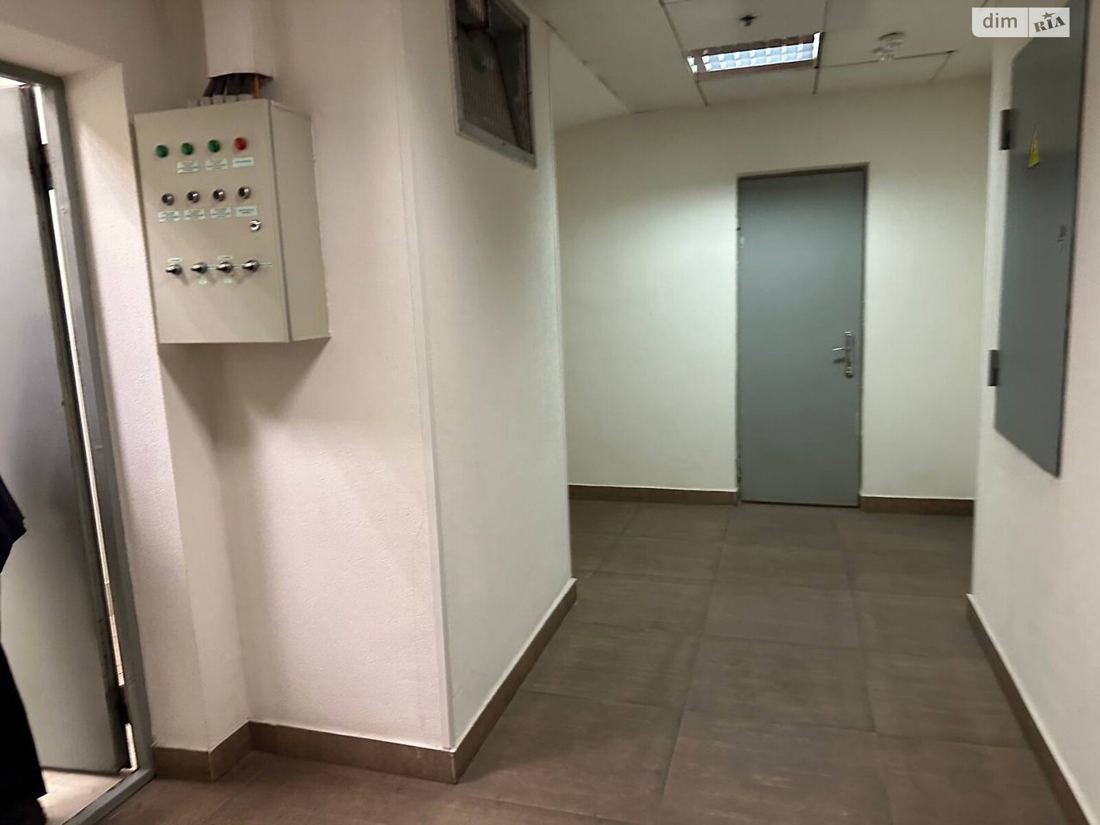 Оренда офісного приміщення в Києві, Тараса Шевченка бульвар 33Б, приміщень - 1, поверх - 1 фото 1 Оренда офісного приміщення в Києві, Тараса Шевченка бульвар 33Б, приміщень - 1, поверх - 1 фото 1
