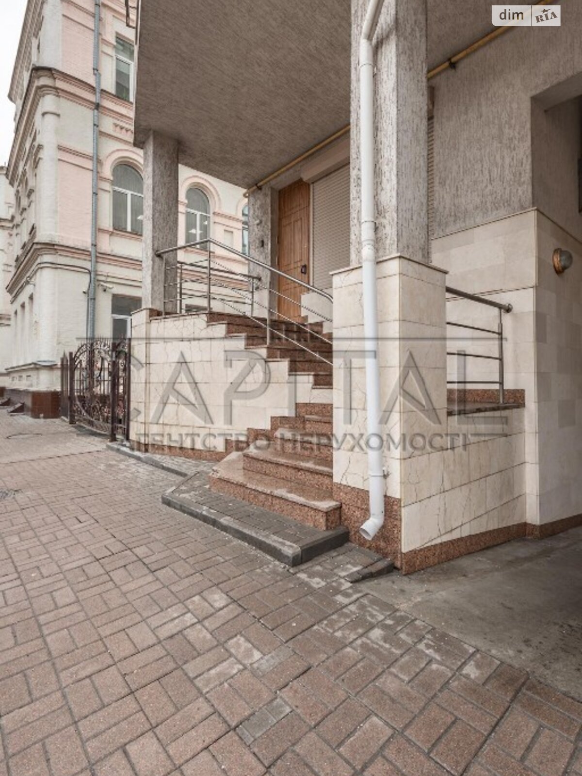 Аренда офисного помещения в Киеве, Бутышев (Иванова) переулок 13, помещений - 4, этаж - 1 фото 1
