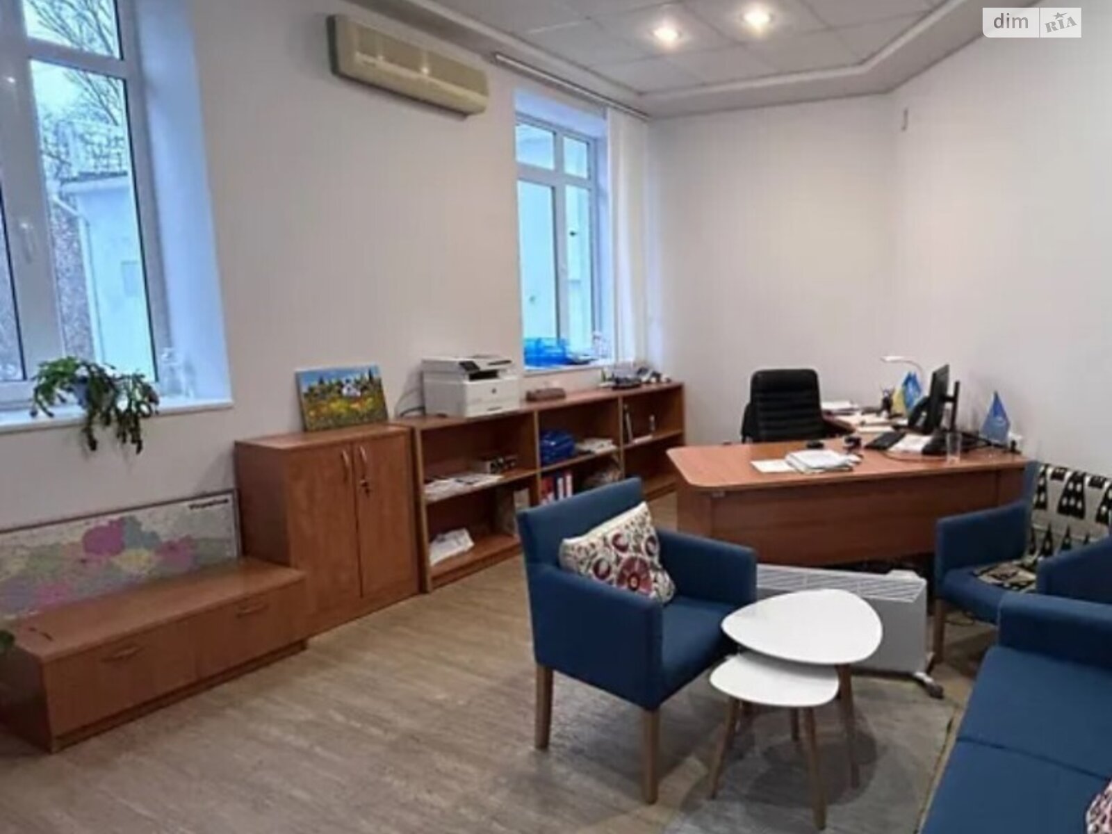 Аренда офисного помещения в Киеве, Институтская улица 28, помещений - 6, этаж - 2 фото 1