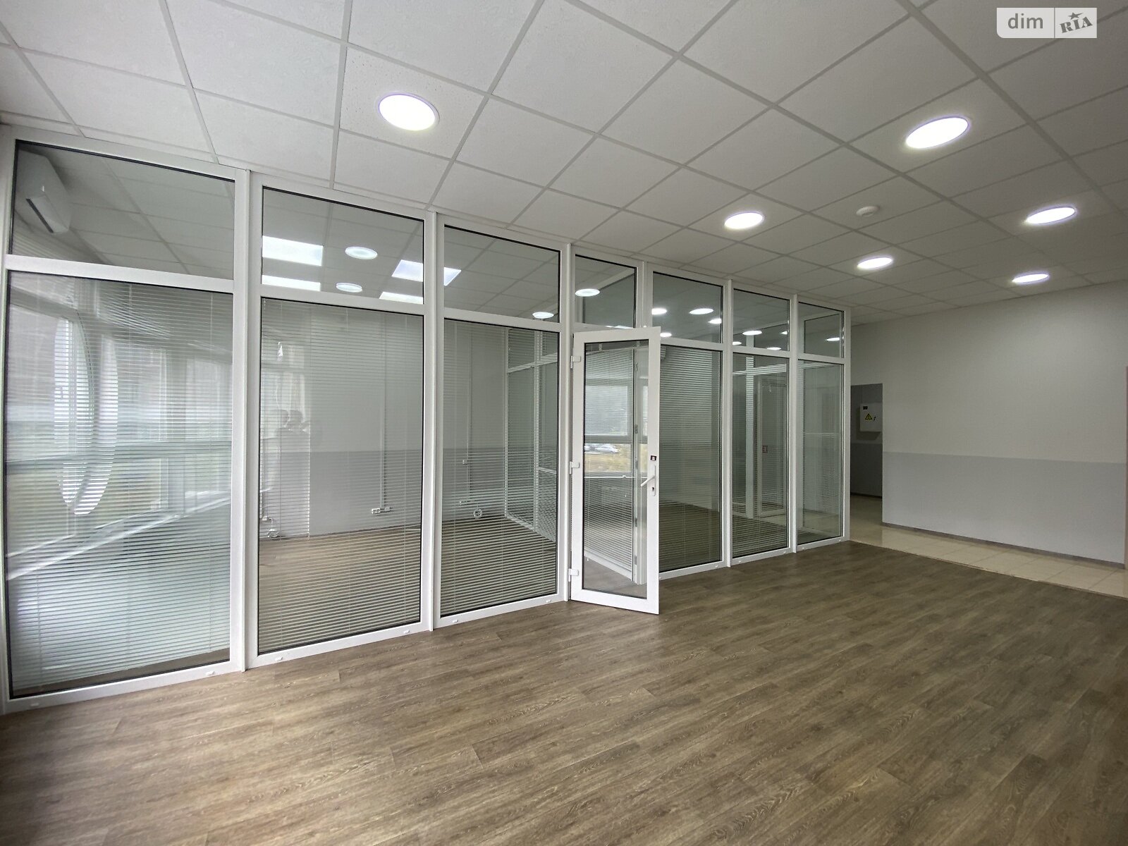 Аренда офисного помещения в Киеве, Кловский спуск 7А, помещений - 1, этаж - 4 фото 1