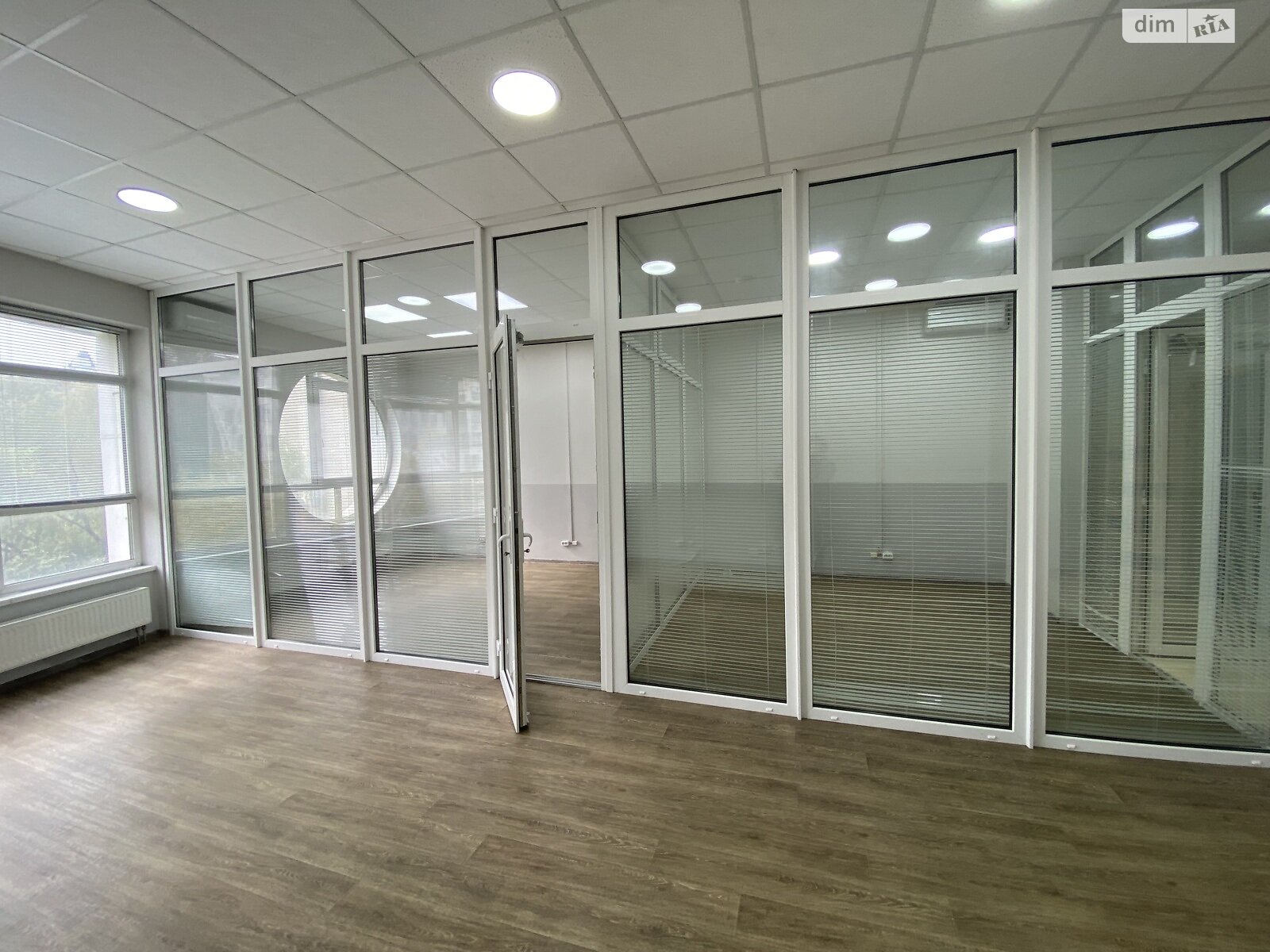 Аренда офисного помещения в Киеве, Кловский спуск 7А, помещений - 1, этаж - 4 фото 1