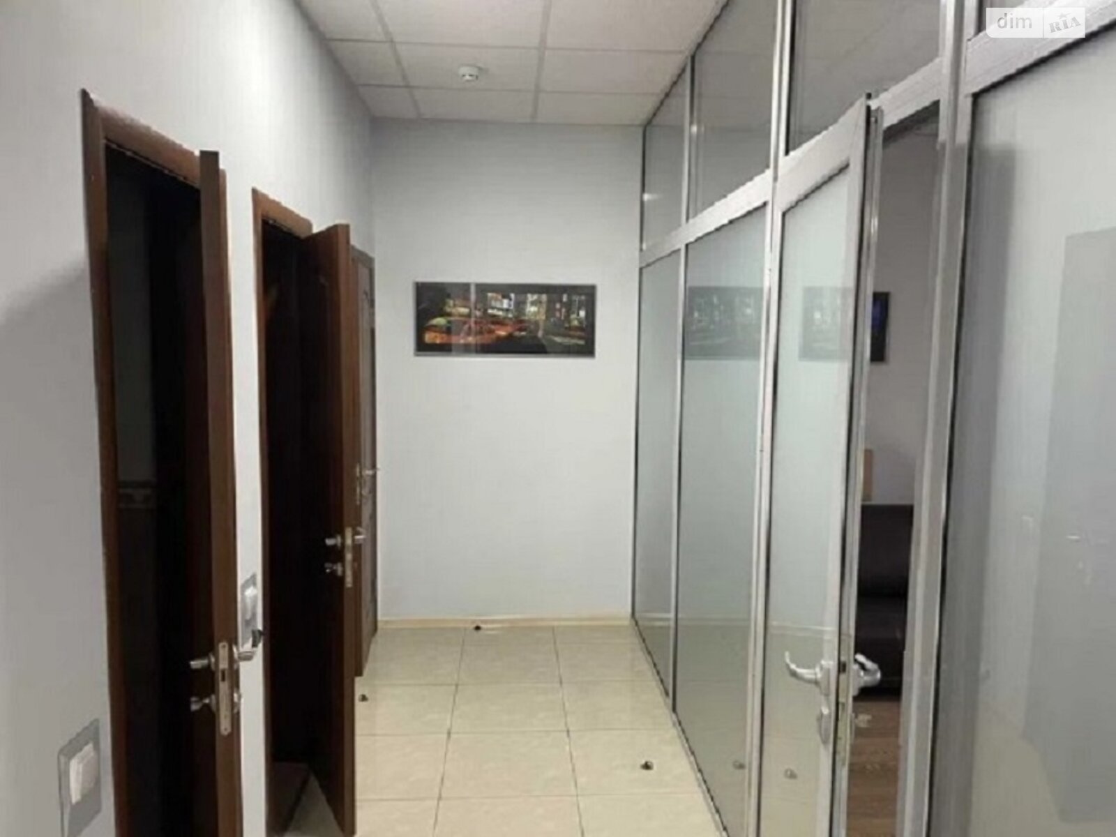 Оренда офісного приміщення в Києві, Коновальця Євгена вулиця 32Г, приміщень - 7, поверх - 1 фото 1 Оренда офісного приміщення в Києві, Коновальця Євгена вулиця 32Г, приміщень - 7, поверх - 1 фото 1