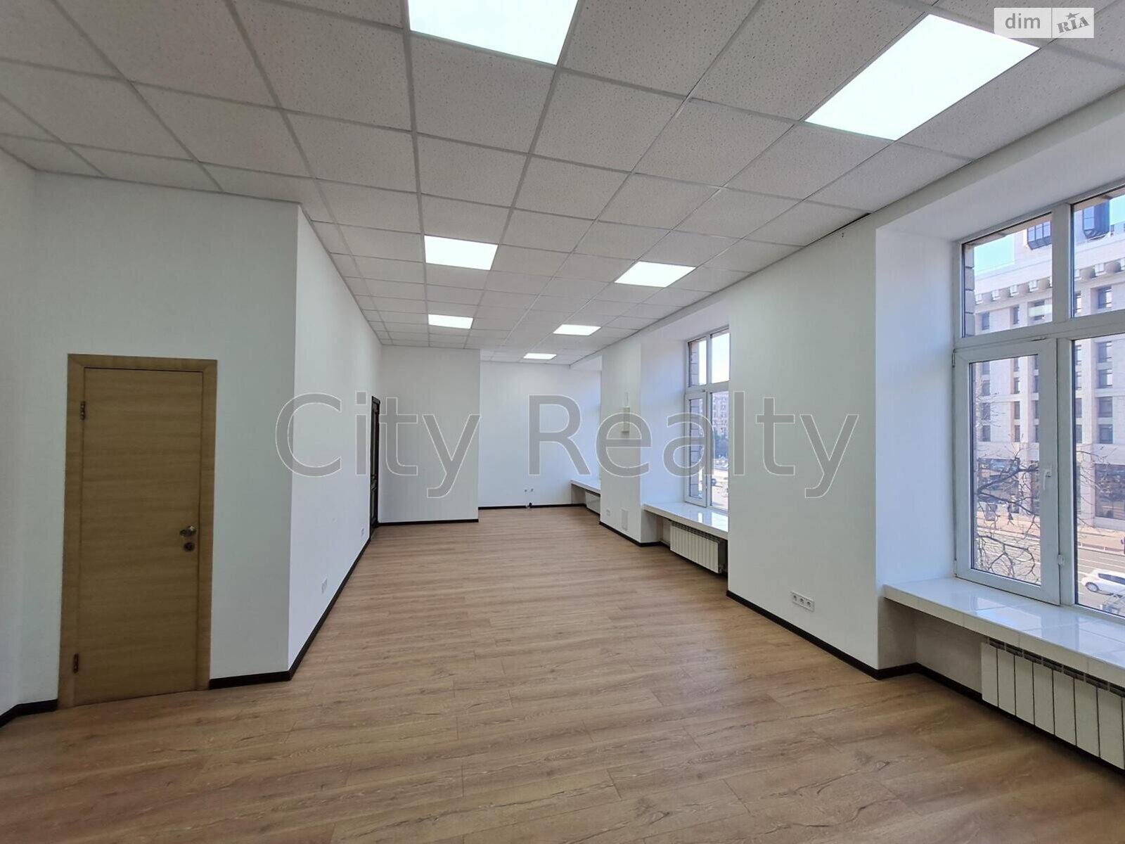 Оренда офісного приміщення в Києві, Хрещатик вулиця 7/11, приміщень - 3, поверх - 2 фото 1 Оренда офісного приміщення в Києві, Хрещатик вулиця 7/11, приміщень - 3, поверх - 2 фото 1