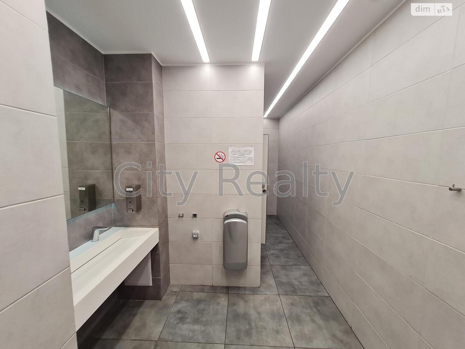 Оренда офісного приміщення в Києві, Хрещатик вулиця 7/11, приміщень - 3, поверх - 2 фото 1 Оренда офісного приміщення в Києві, Хрещатик вулиця 7/11, приміщень - 3, поверх - 2 фото 1