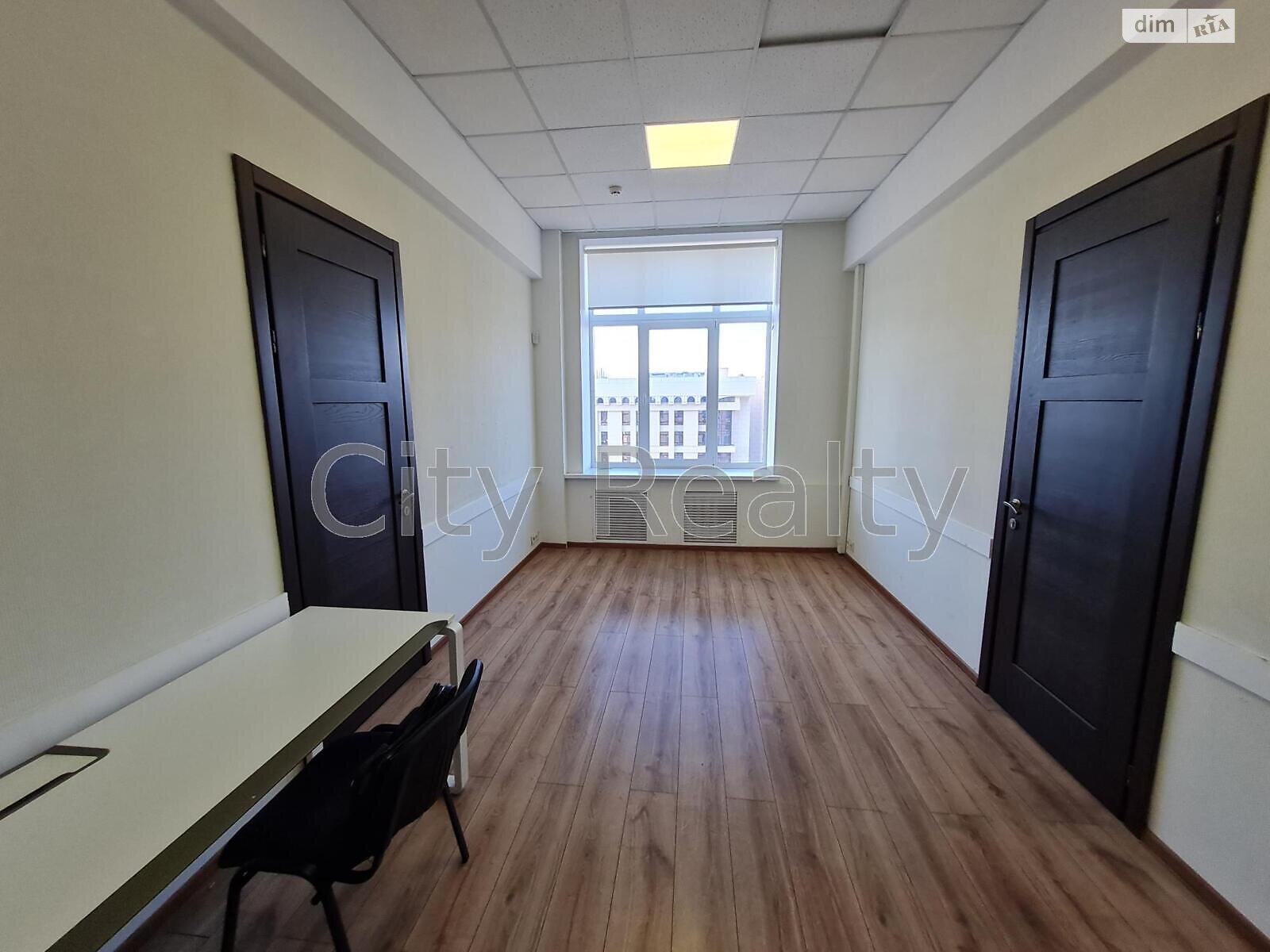 Оренда офісного приміщення в Києві, Хрещатик вулиця 7/11, приміщень - 3, поверх - 7 фото 1 Оренда офісного приміщення в Києві, Хрещатик вулиця 7/11, приміщень - 3, поверх - 7 фото 1