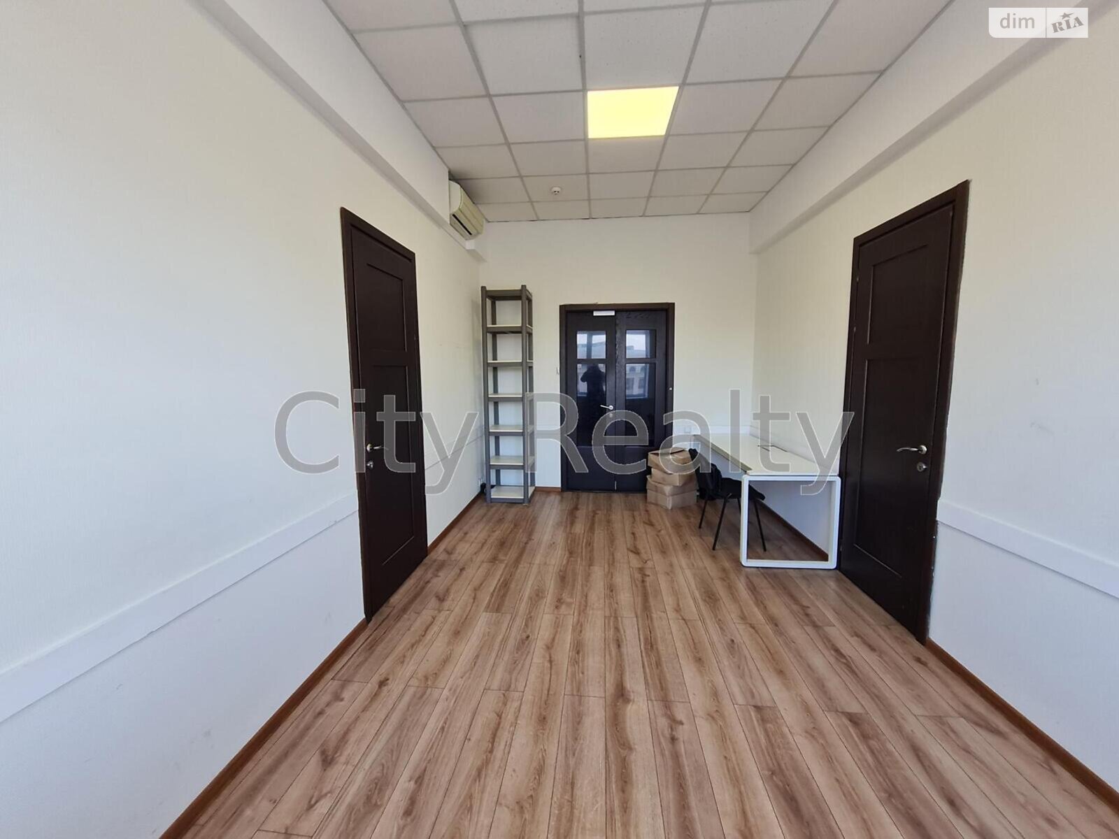 Оренда офісного приміщення в Києві, Хрещатик вулиця 7/11, приміщень - 3, поверх - 7 фото 1 Оренда офісного приміщення в Києві, Хрещатик вулиця 7/11, приміщень - 3, поверх - 7 фото 1