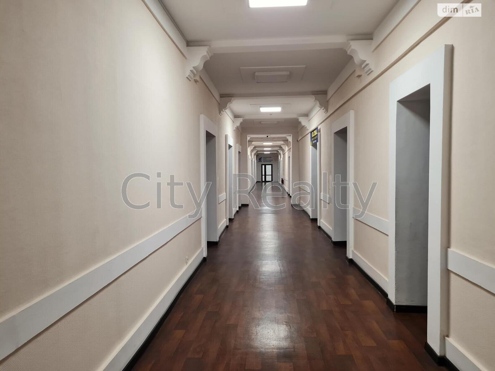 Оренда офісного приміщення в Києві, Хрещатик вулиця 7/11, приміщень - 3, поверх - 7 фото 1 Оренда офісного приміщення в Києві, Хрещатик вулиця 7/11, приміщень - 3, поверх - 7 фото 1