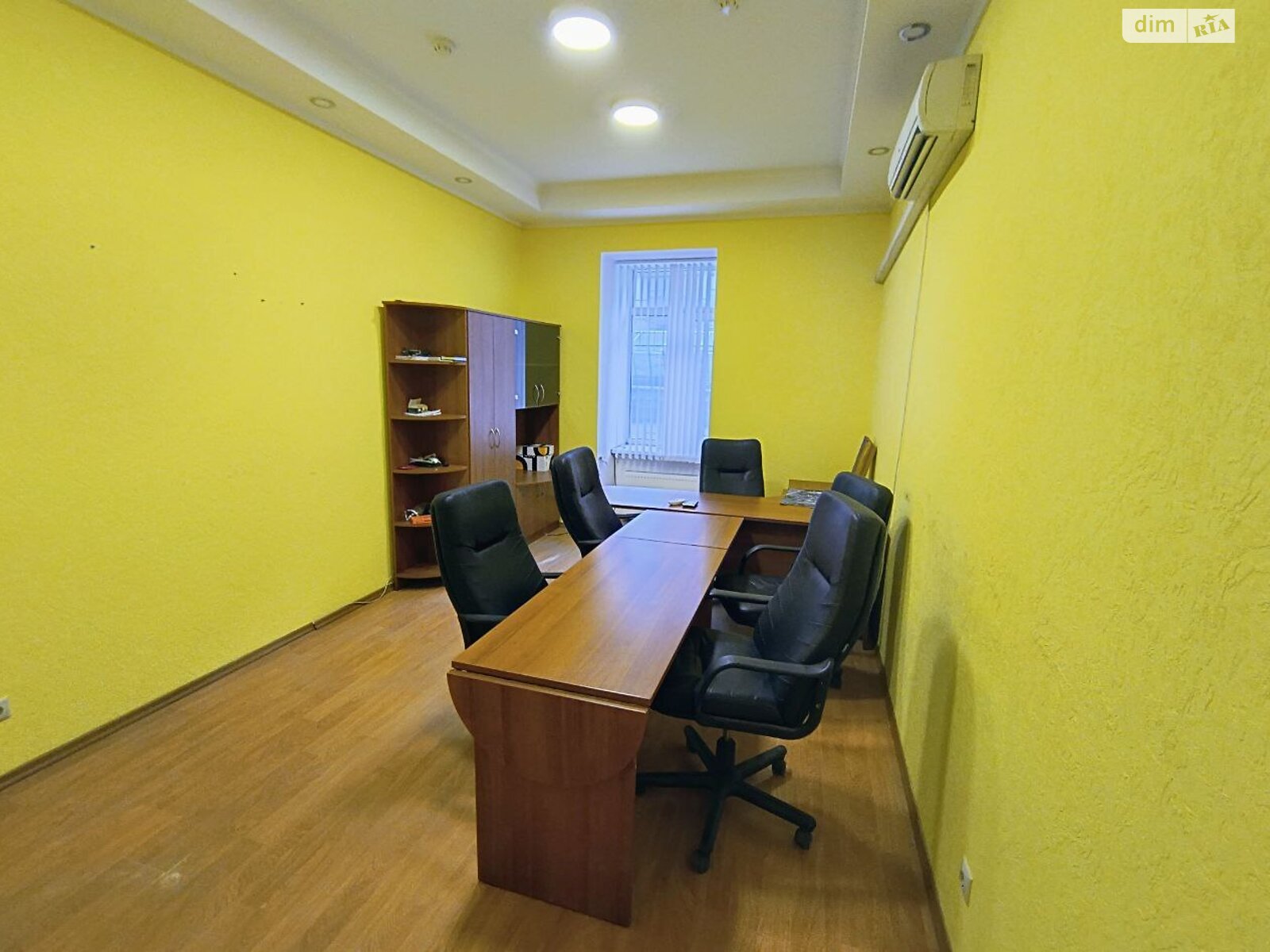 Оренда офісного приміщення в Києві, Лютеранська вулиця, приміщень - 10, поверх - 1 фото 1 Оренда офісного приміщення в Києві, Лютеранська вулиця, приміщень - 10, поверх - 1 фото 1
