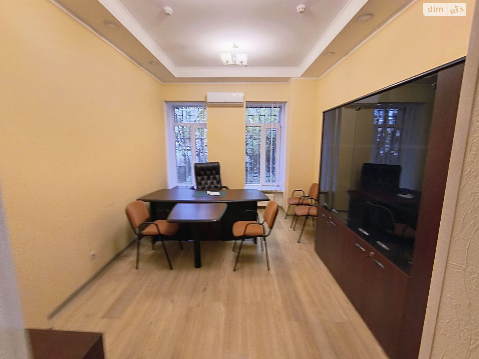 Оренда офісного приміщення в Києві, Лютеранська вулиця, приміщень - 10, поверх - 1 фото 1 Оренда офісного приміщення в Києві, Лютеранська вулиця, приміщень - 10, поверх - 1 фото 1