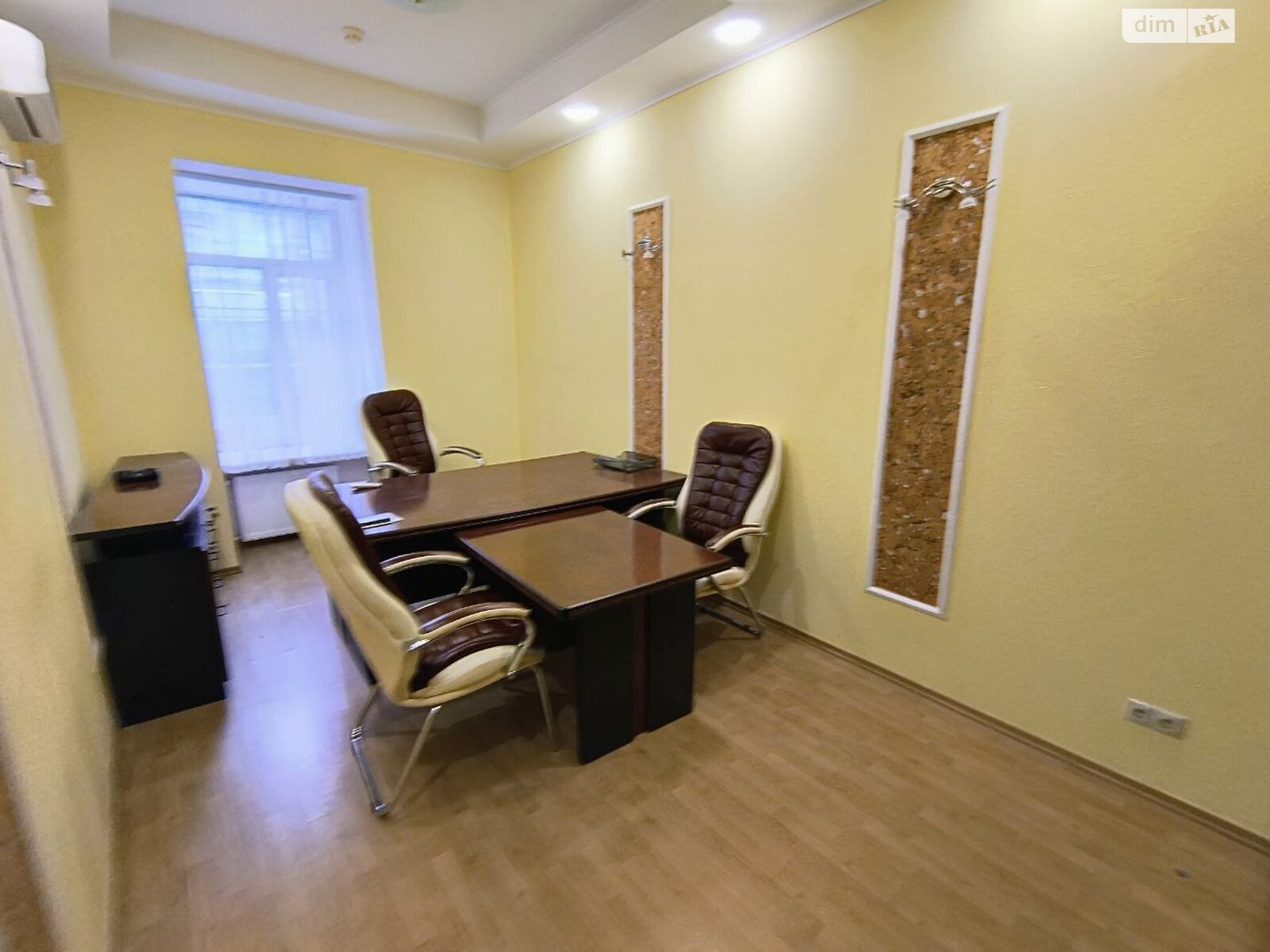 Оренда офісного приміщення в Києві, Лютеранська вулиця, приміщень - 10, поверх - 1 фото 1 Оренда офісного приміщення в Києві, Лютеранська вулиця, приміщень - 10, поверх - 1 фото 1