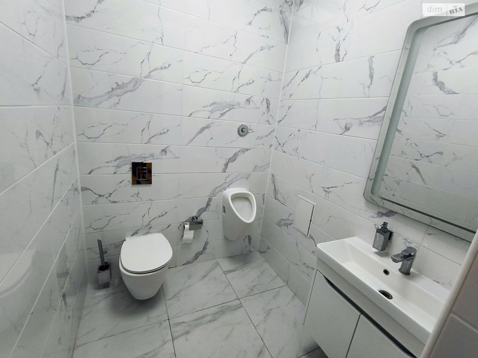 Оренда офісного приміщення в Києві, Лютеранська вулиця, приміщень - 10, поверх - 1 фото 1 Оренда офісного приміщення в Києві, Лютеранська вулиця, приміщень - 10, поверх - 1 фото 1