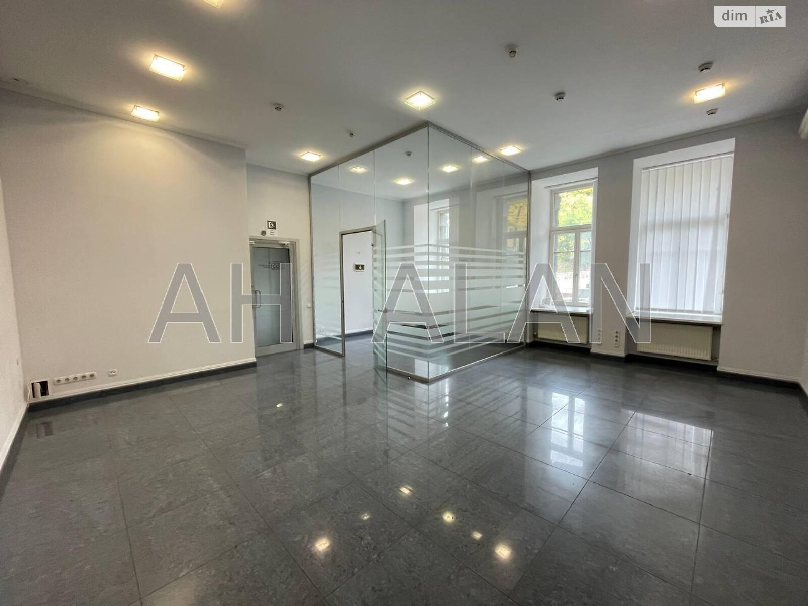 Оренда офісного приміщення в Києві, Музейний провулок, приміщень - 2, поверх - 1 фото 1 Оренда офісного приміщення в Києві, Музейний провулок, приміщень - 2, поверх - 1 фото 1