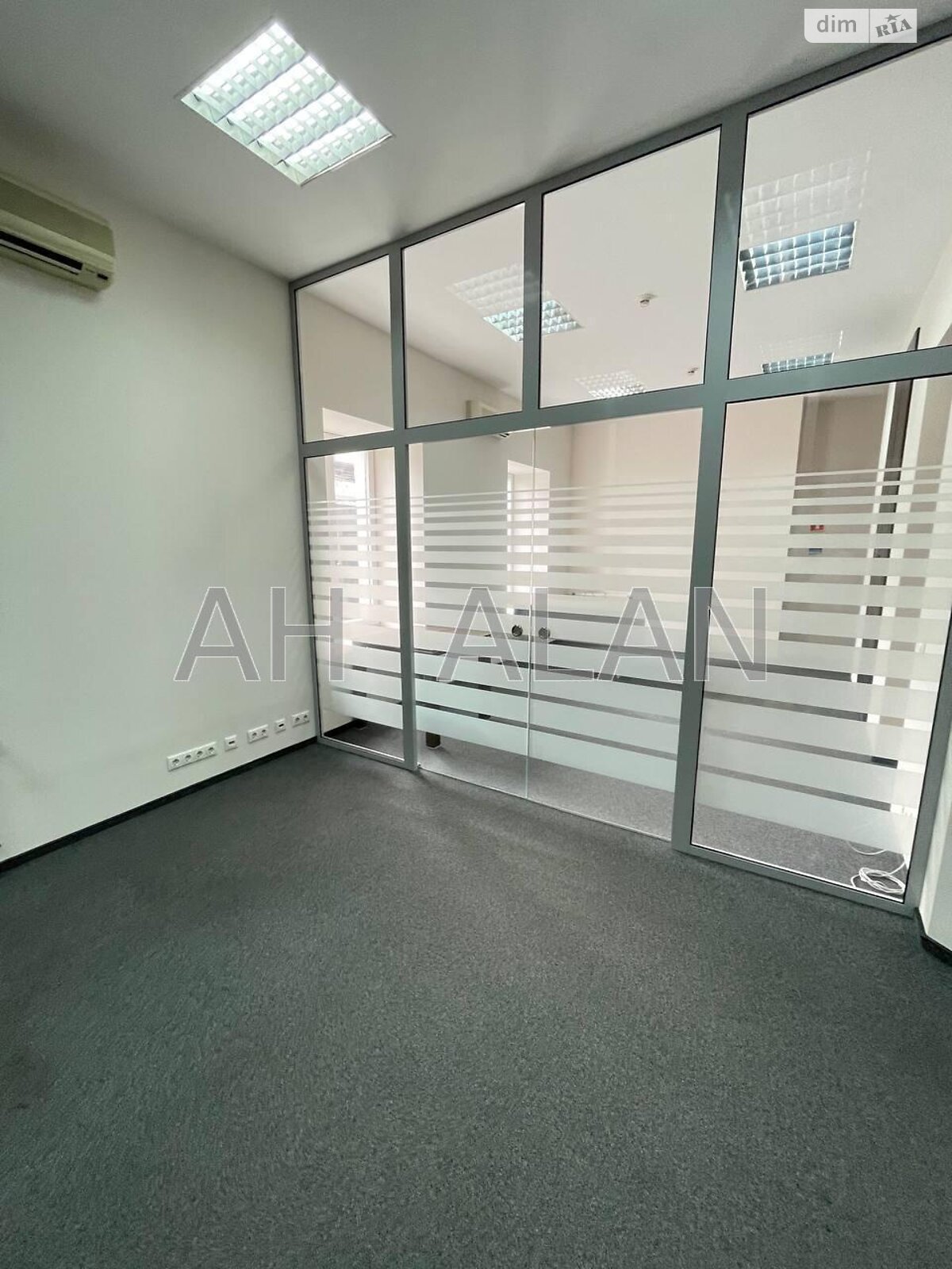 Оренда офісного приміщення в Києві, Музейний провулок, приміщень - 3, поверх - 6 фото 1 Оренда офісного приміщення в Києві, Музейний провулок, приміщень - 3, поверх - 6 фото 1