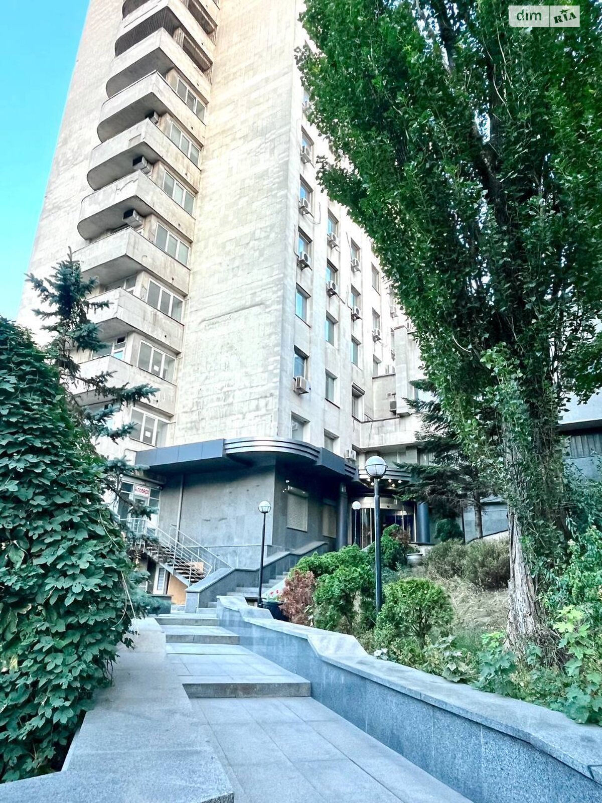 Оренда офісного приміщення в Києві, Миколи Міхновського (Дружби Народів) бульвар, приміщень - 1, поверх - 4 фото 1 Оренда офісного приміщення в Києві, Миколи Міхновського (Дружби Народів) бульвар, приміщень - 1, поверх - 4 фото 1