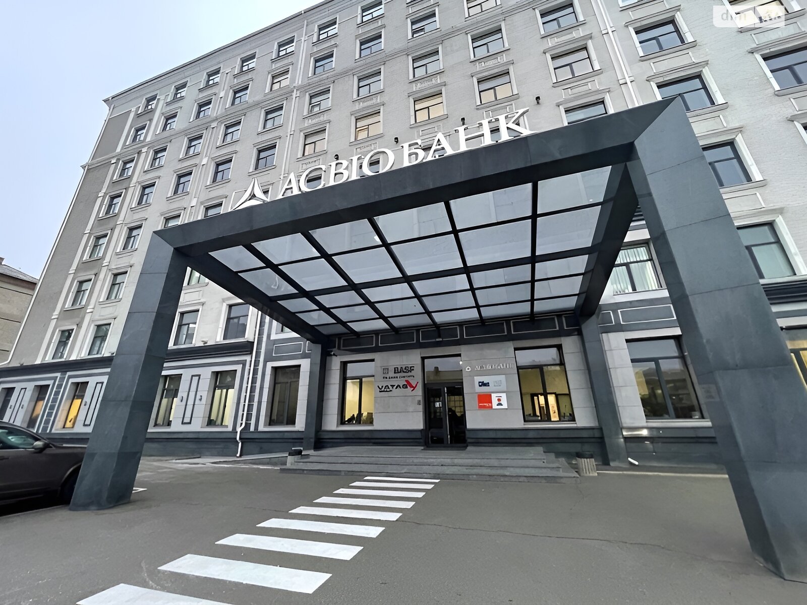 Аренда офисного помещения в Киеве, Николая Михновского (Дружбы Народов) бульвар 19, помещений -, этаж - 5 фото 1 Аренда офисного помещения в Киеве, Николая Михновского (Дружбы Народов) бульвар 19, помещений -, этаж - 5 фото 1