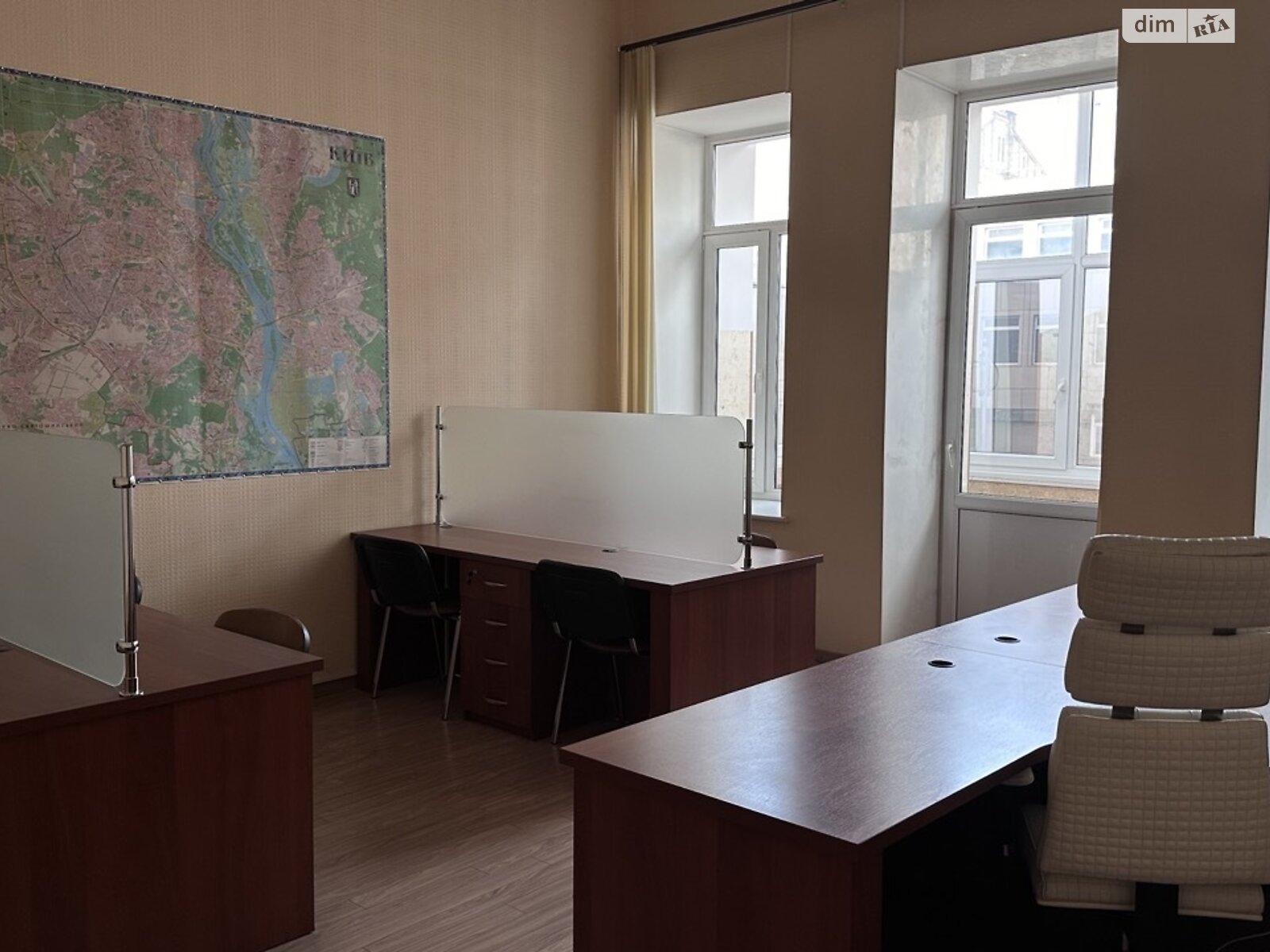 Оренда офісного приміщення в Києві, Саксаганського вулиця 15, приміщень -, поверх - 3 фото 1 Оренда офісного приміщення в Києві, Саксаганського вулиця 15, приміщень -, поверх - 3 фото 1