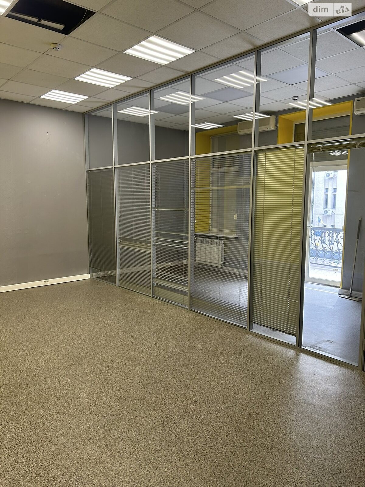 Оренда офісного приміщення в Києві, Шота Руставелі вулиця 12, приміщень - 6, поверх - 2 фото 1 Оренда офісного приміщення в Києві, Шота Руставелі вулиця 12, приміщень - 6, поверх - 2 фото 1