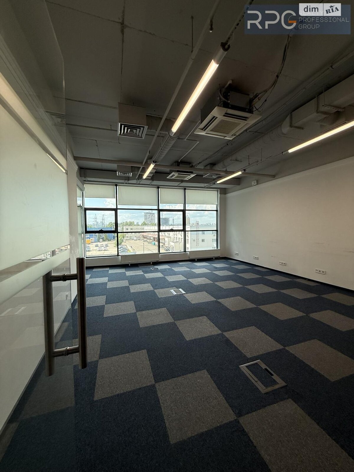 Оренда офісного приміщення в Києві, Степана Бандери проспект 28А, приміщень - 14, поверх - 3 фото 1 Оренда офісного приміщення в Києві, Степана Бандери проспект 28А, приміщень - 14, поверх - 3 фото 1