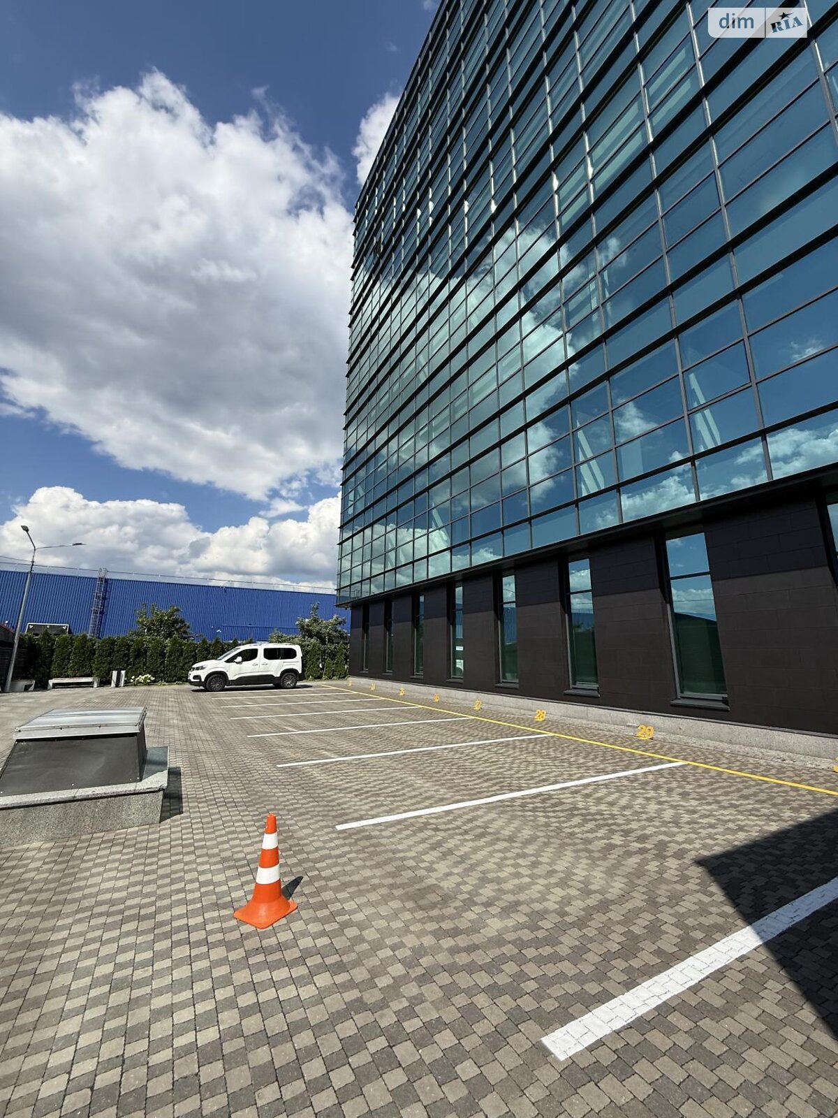 Оренда офісного приміщення в Києві, Степана Бандери проспект 28А, приміщень - 2, поверх - 7 фото 1