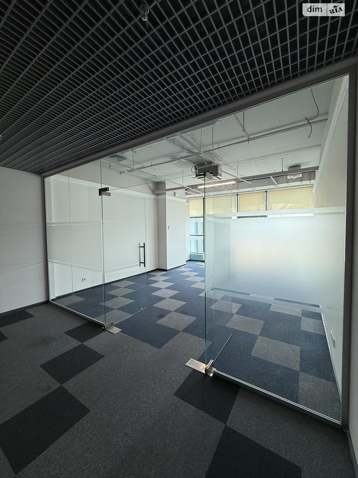 Оренда офісного приміщення в Києві, Степана Бандери проспект 28А, приміщень - 14, поверх - 3 фото 1 Оренда офісного приміщення в Києві, Степана Бандери проспект 28А, приміщень - 14, поверх - 3 фото 1