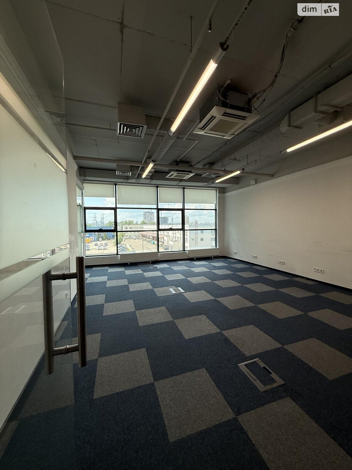 Оренда офісного приміщення в Києві, Степана Бандери проспект 28А, приміщень - 14, поверх - 3 фото 1 Оренда офісного приміщення в Києві, Степана Бандери проспект 28А, приміщень - 14, поверх - 3 фото 1