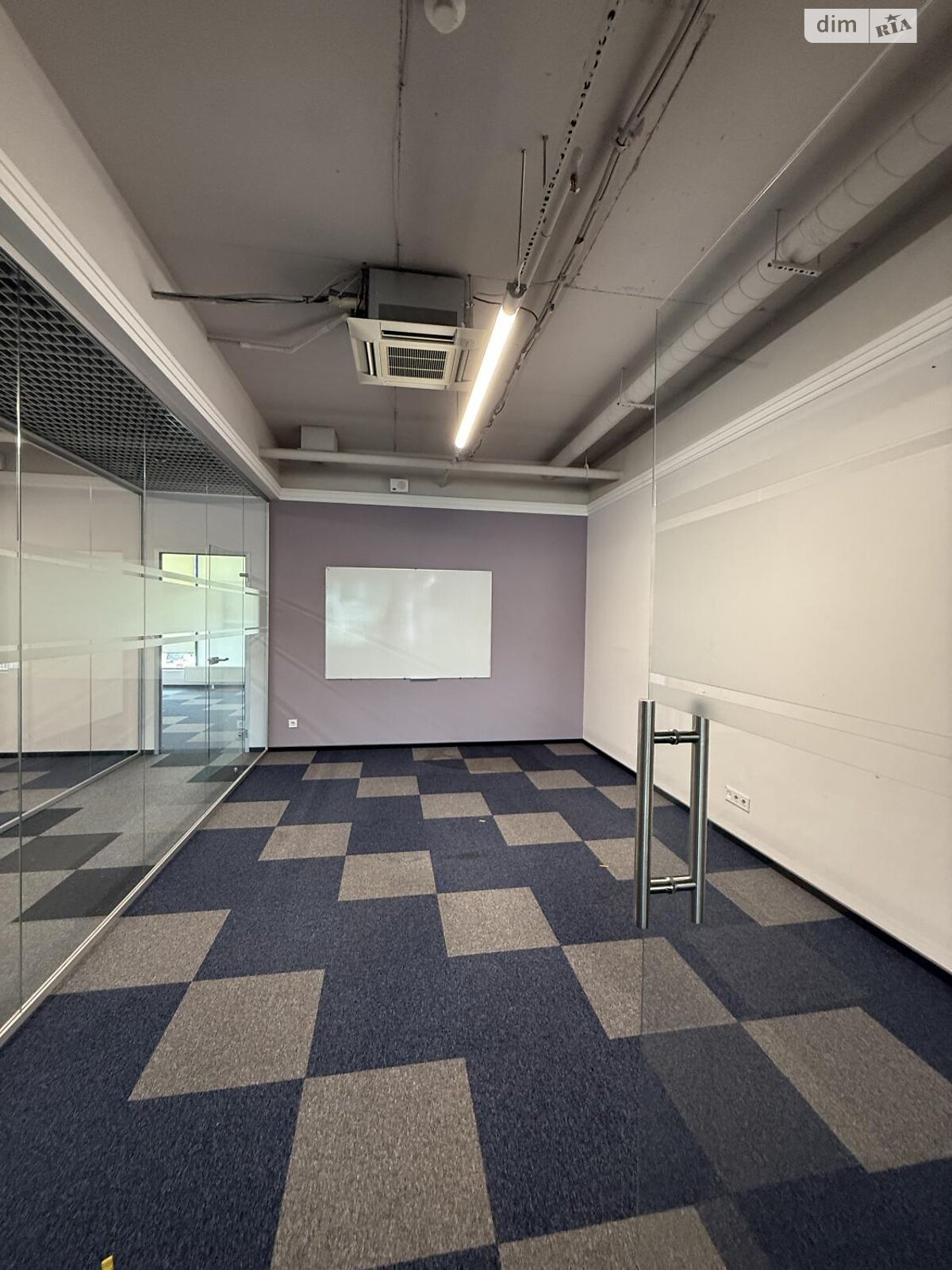Оренда офісного приміщення в Києві, Степана Бандери проспект 28А, приміщень - 14, поверх - 3 фото 1 Оренда офісного приміщення в Києві, Степана Бандери проспект 28А, приміщень - 14, поверх - 3 фото 1