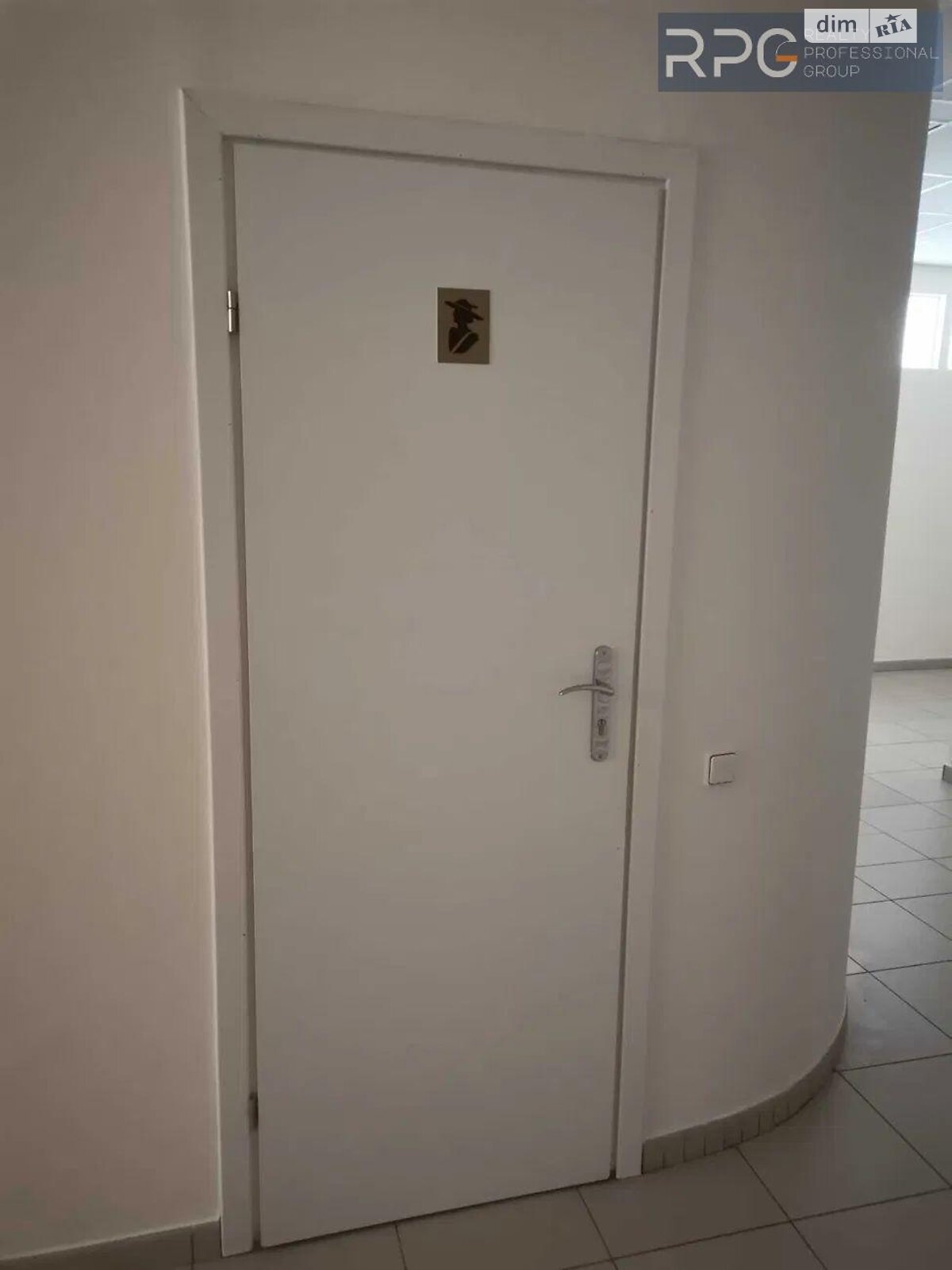 Аренда офисного помещения в Киеве, Степана Бандеры проспект 16Б, помещений - 14, этаж - 3 фото 1 Аренда офисного помещения в Киеве, Степана Бандеры проспект 16Б, помещений - 14, этаж - 3 фото 1