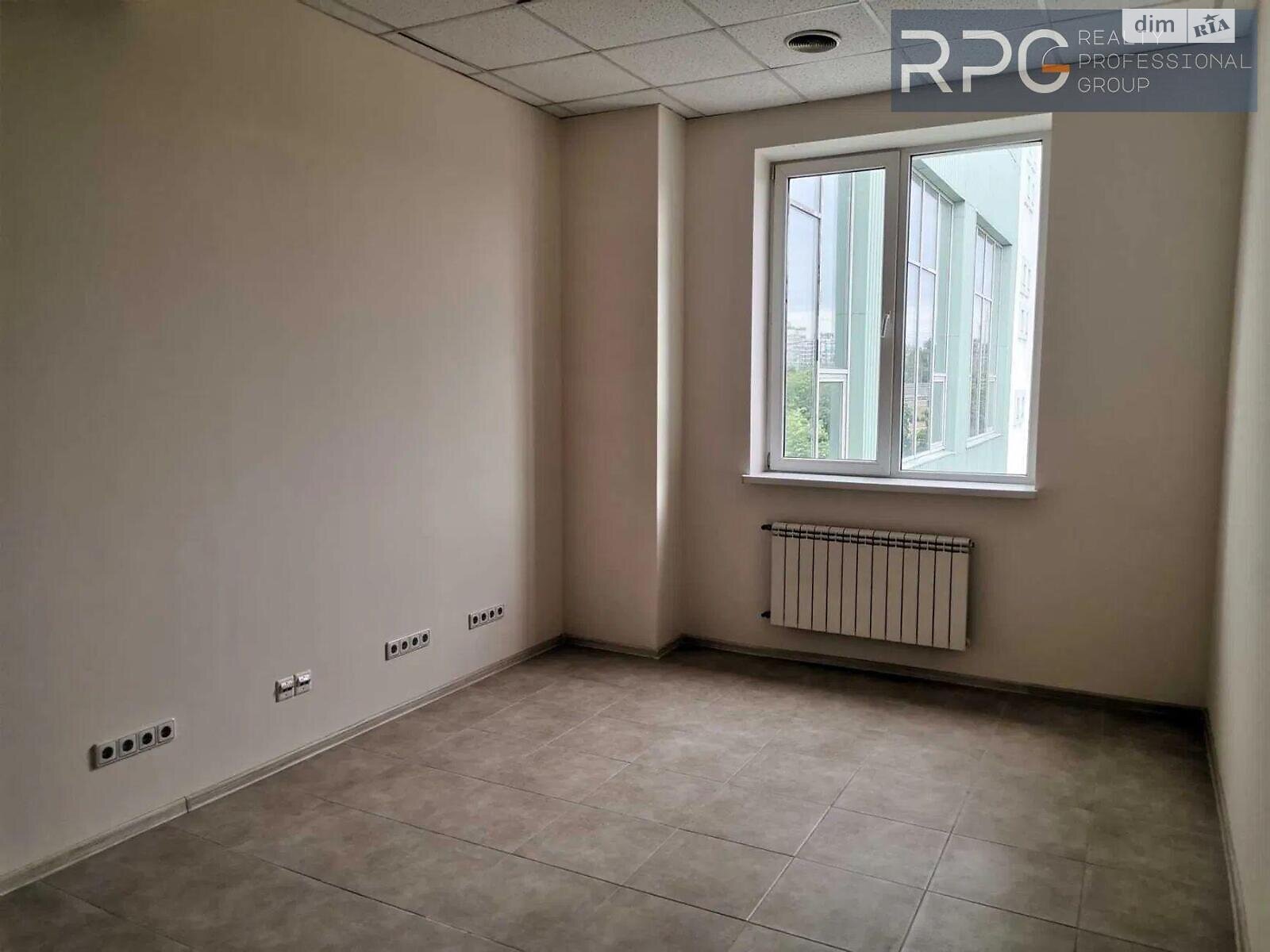 Аренда офисного помещения в Киеве, Степана Бандеры проспект 16Б, помещений - 14, этаж - 3 фото 1 Аренда офисного помещения в Киеве, Степана Бандеры проспект 16Б, помещений - 14, этаж - 3 фото 1