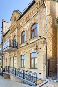 Аренда офисного помещения в Киеве, Андреевский спуск 11А, помещений -, этаж - 1 фото 2