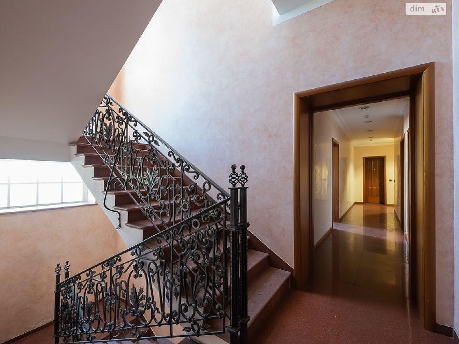 Аренда офисного помещения в Киеве, Григория Сковороды улица, помещений -, этаж - 1 фото 1 Аренда офисного помещения в Киеве, Григория Сковороды улица, помещений -, этаж - 1 фото 1